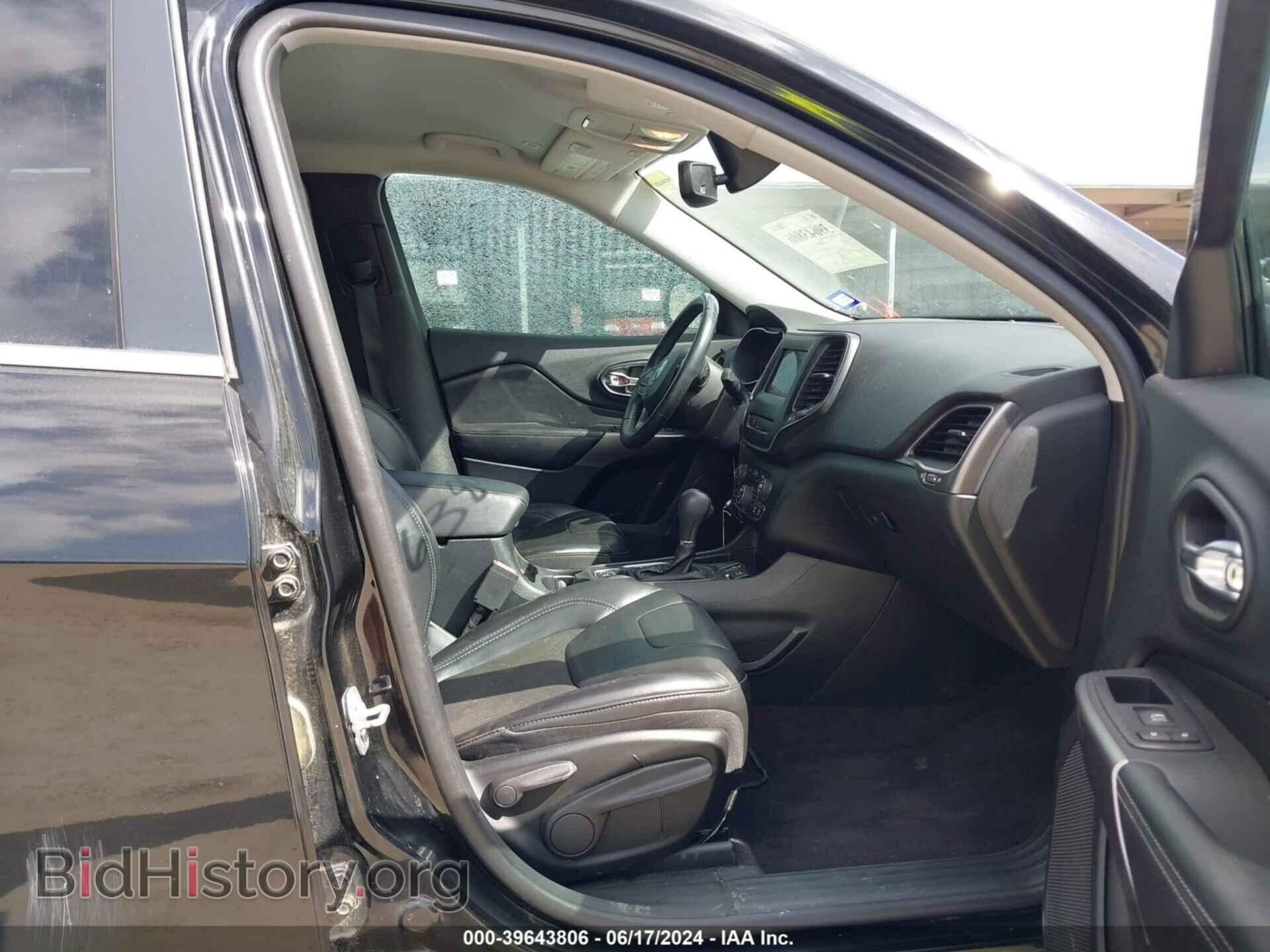 2019 JEEP CHEROKEE - VIN: 1C4PJLLB2KD110196 - Фото 5
