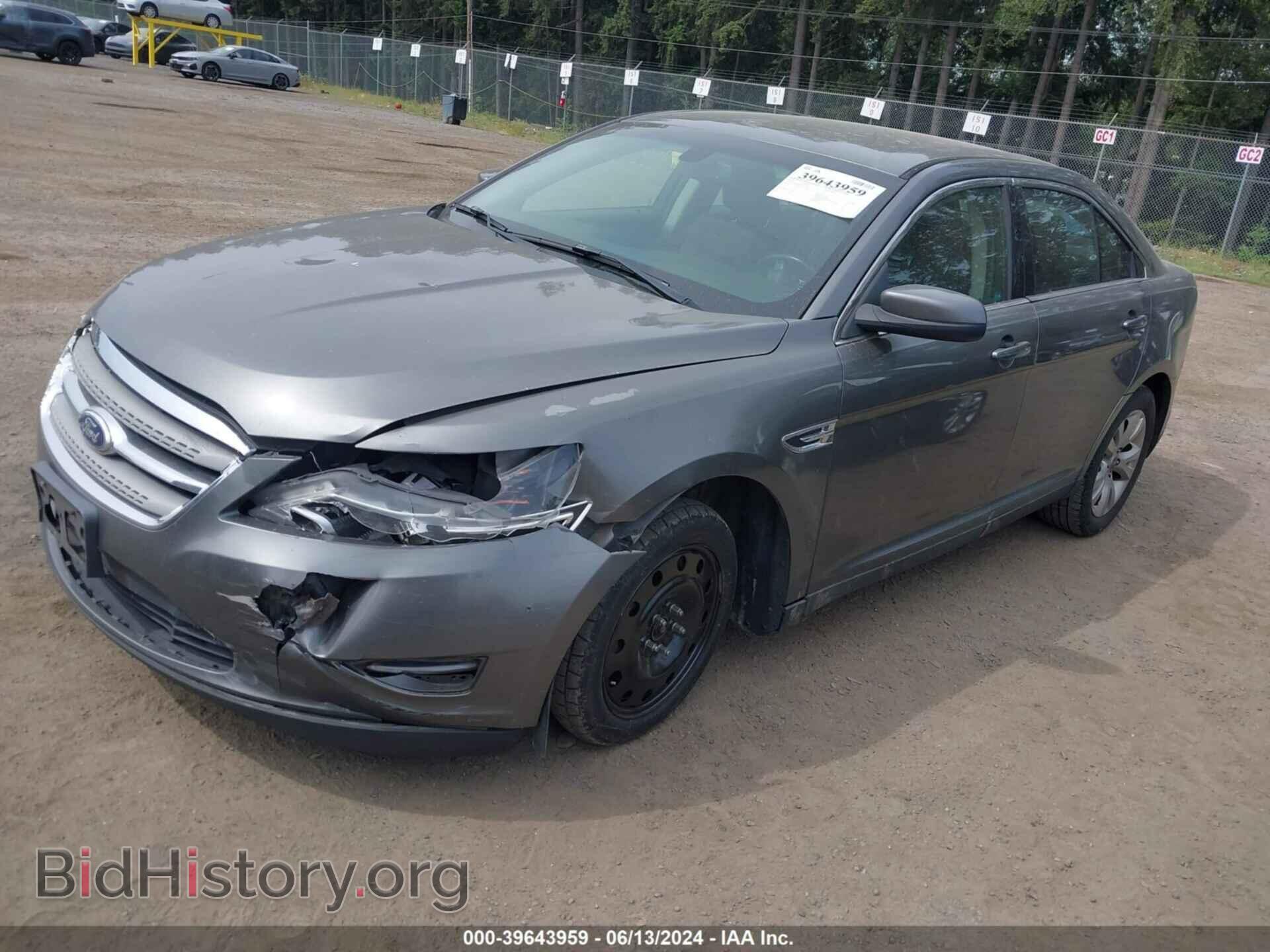 2011 FORD TAURUS - VIN: 1FAHP2EW7BG137461 - Фото 2