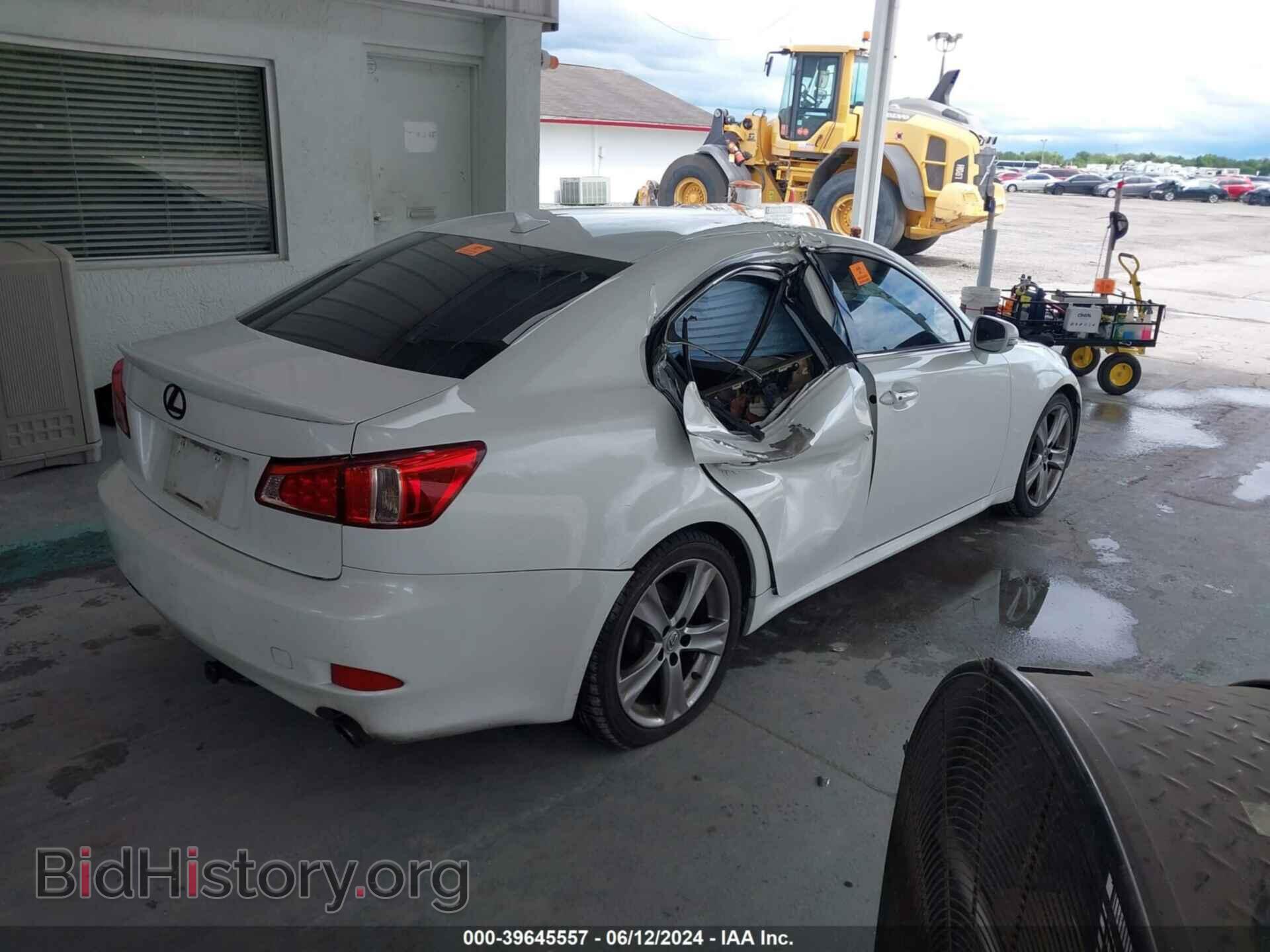 2011 LEXUS IS 250 - VIN: JTHBF5C26B5151446 - Photo 4
