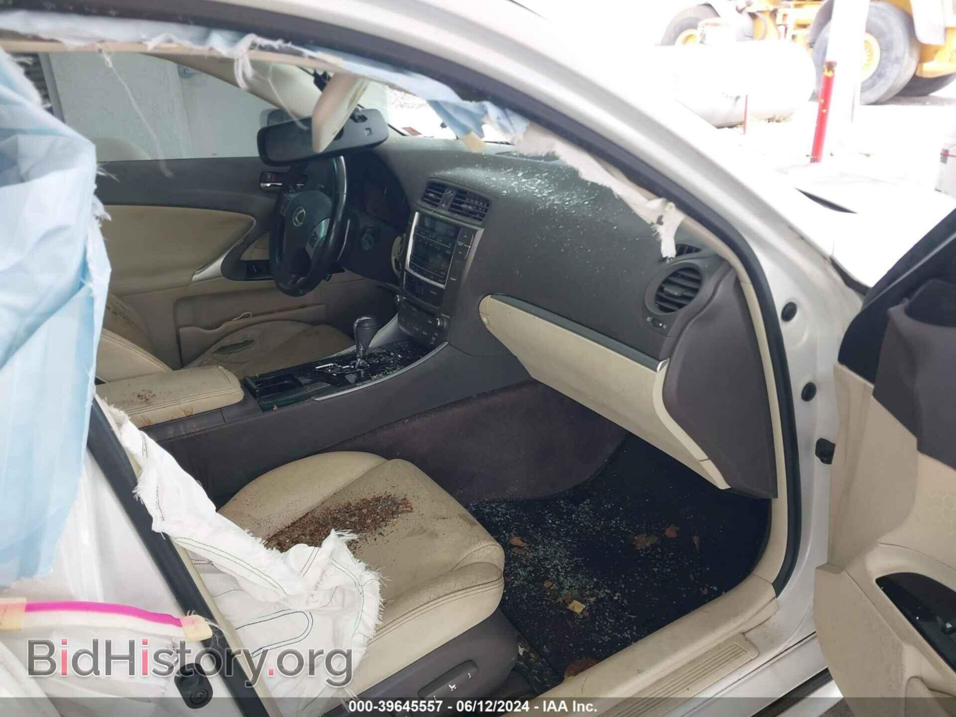 2011 LEXUS IS 250 - VIN: JTHBF5C26B5151446 - Photo 5