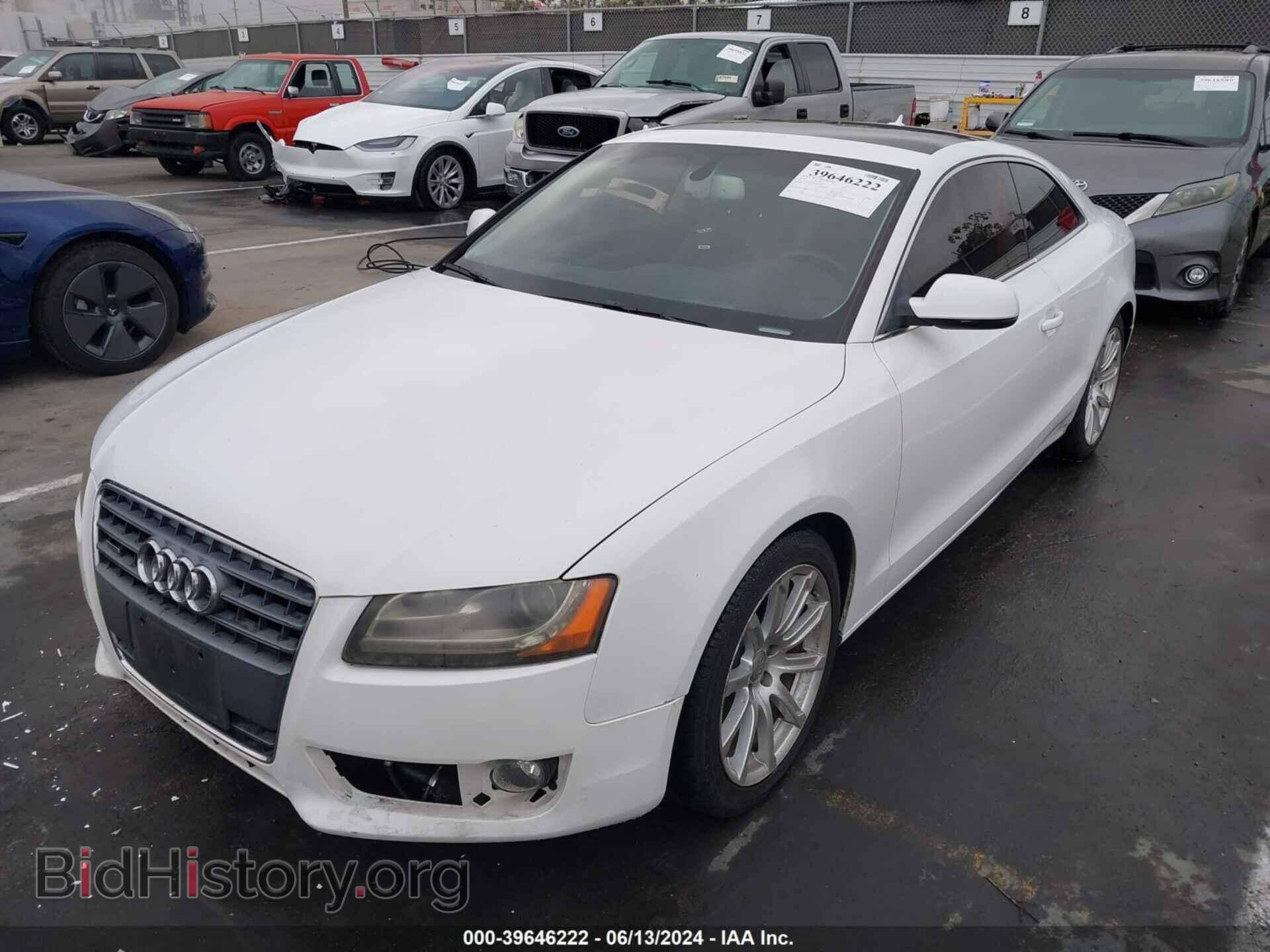 2011 AUDI A5 - VIN: WAULFAFR3BA082727 - Фото 2