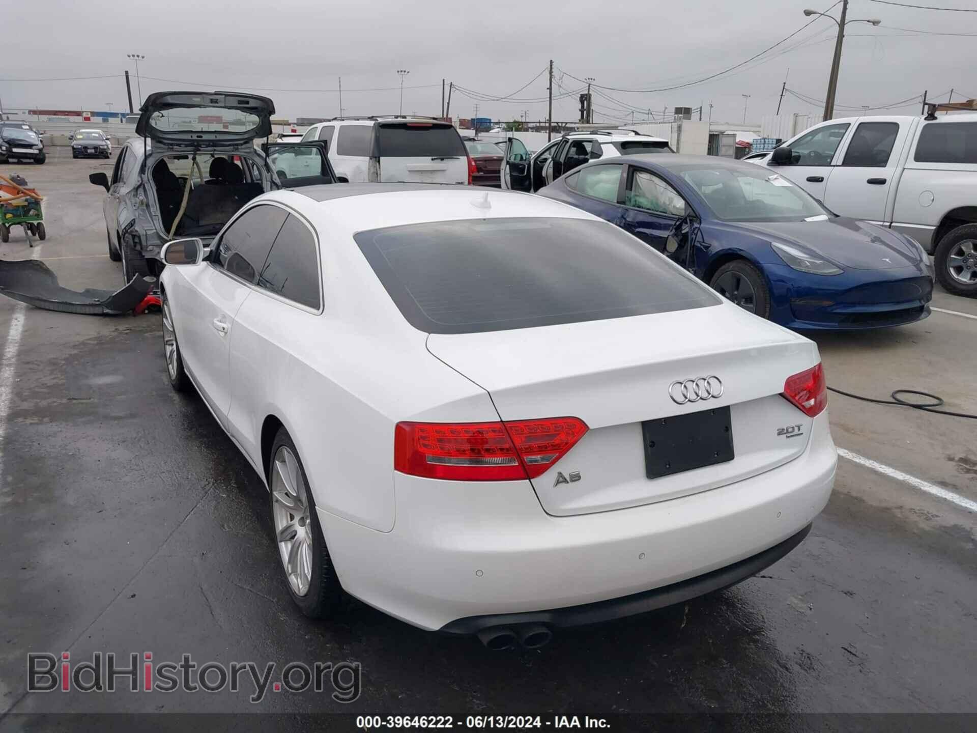 2011 AUDI A5 - VIN: WAULFAFR3BA082727 - Фото 3