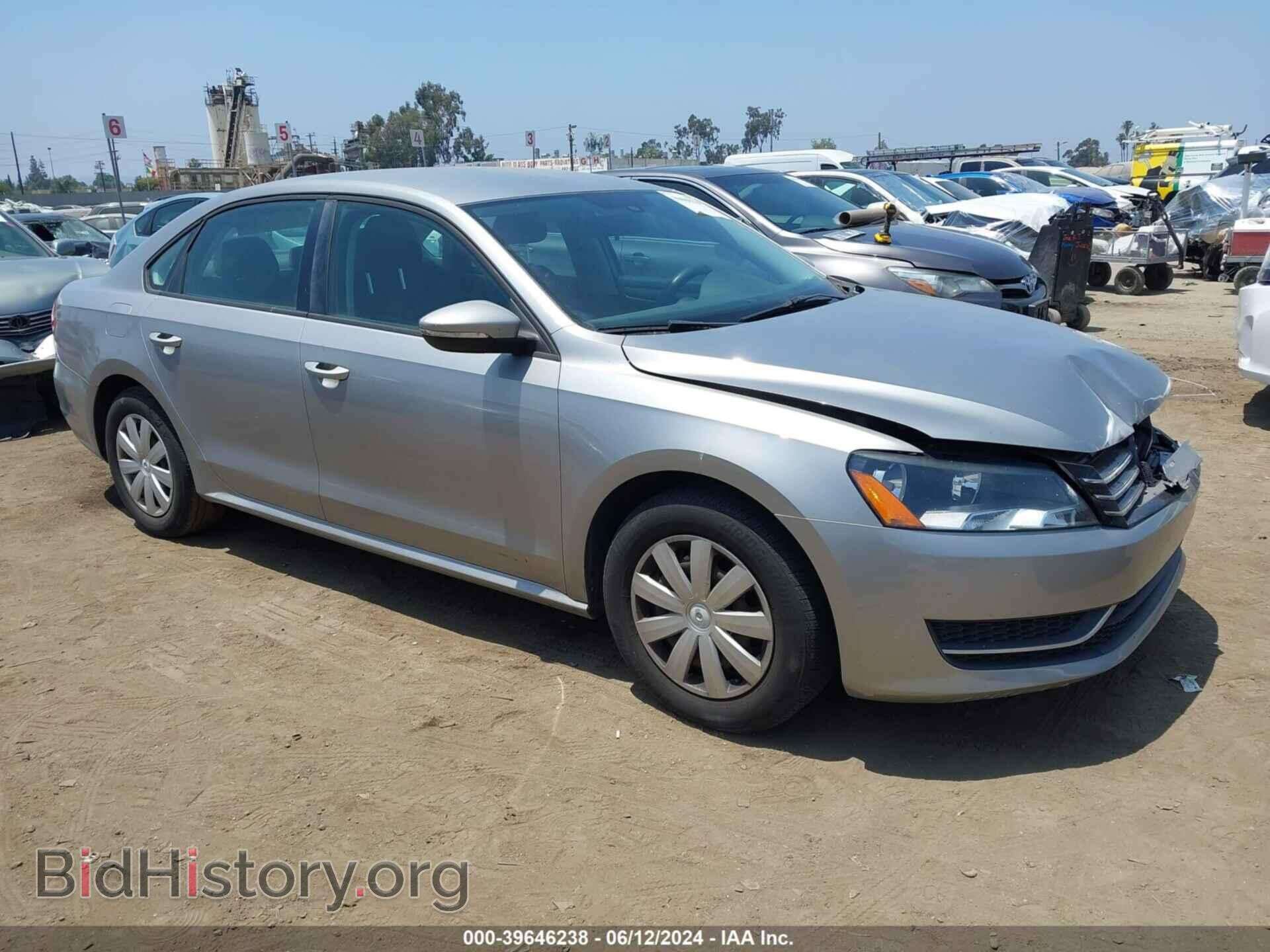 Фотография 1VWAP7A32CC042994 - VOLKSWAGEN PASSAT 2012