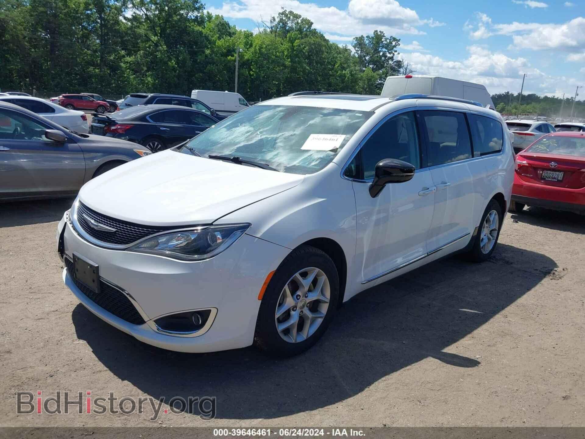 2019 CHRYSLER PACIFICA - VIN: 2C4RC1GG9KR731770 - Фото 2