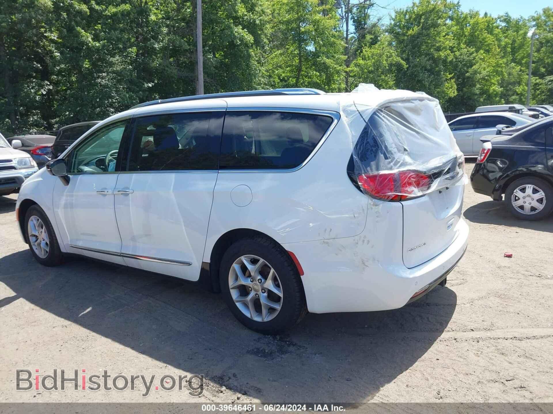 2019 CHRYSLER PACIFICA - VIN: 2C4RC1GG9KR731770 - Фото 3