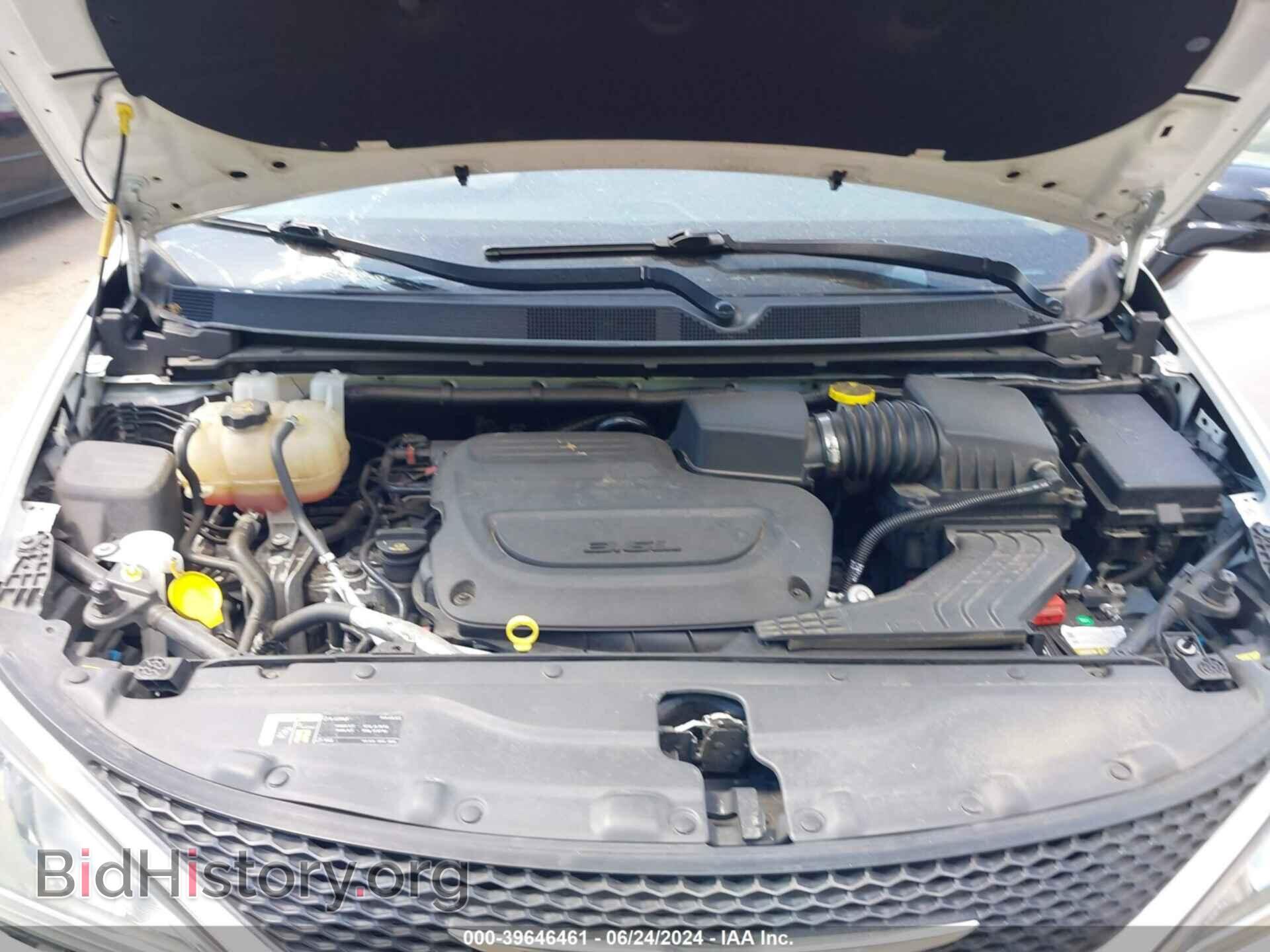 2019 CHRYSLER PACIFICA - VIN: 2C4RC1GG9KR731770 - Фото 10