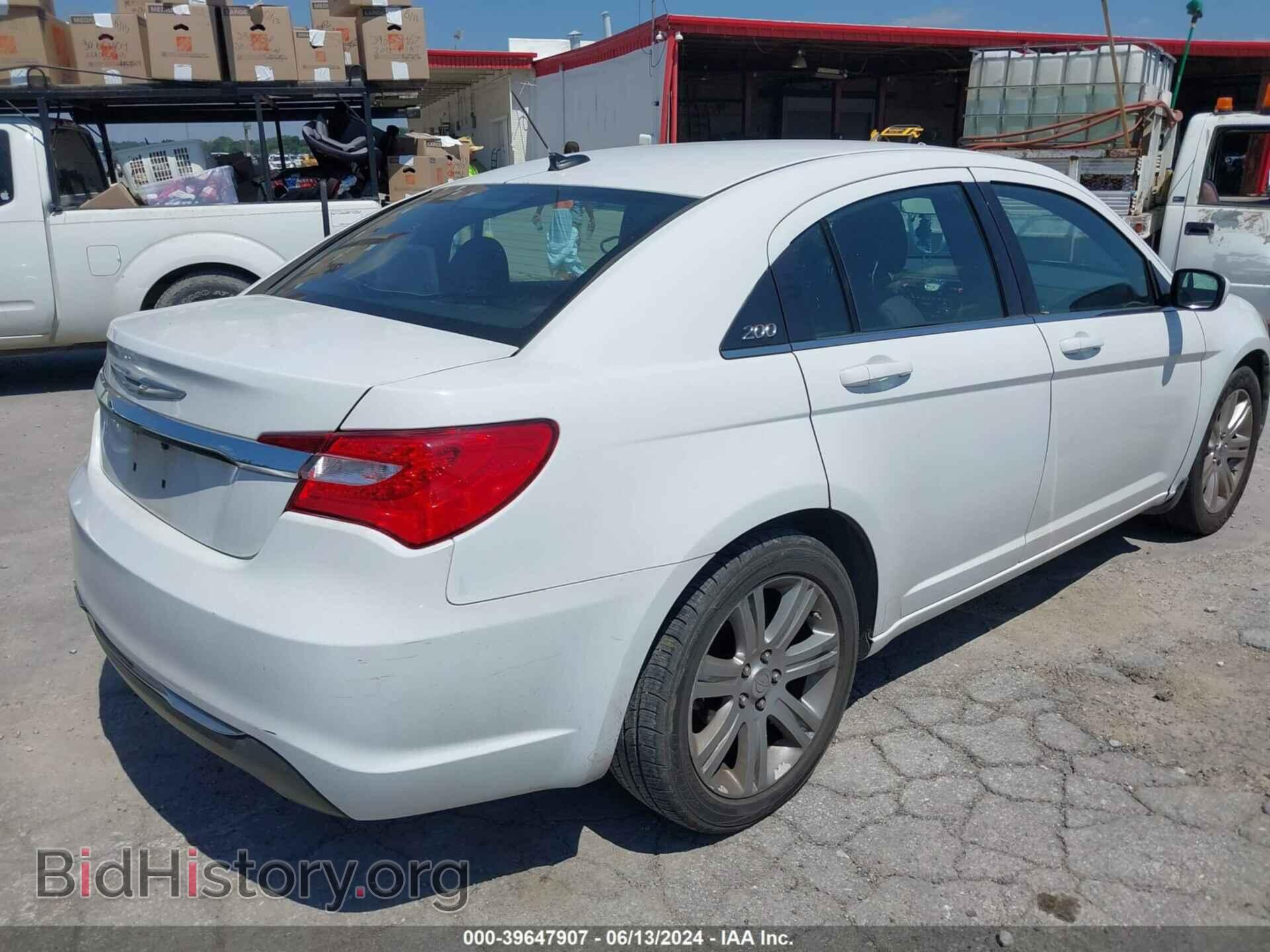 2013 CHRYSLER 200 - VIN: 1C3CCBBB7DN695170 - Фото 4