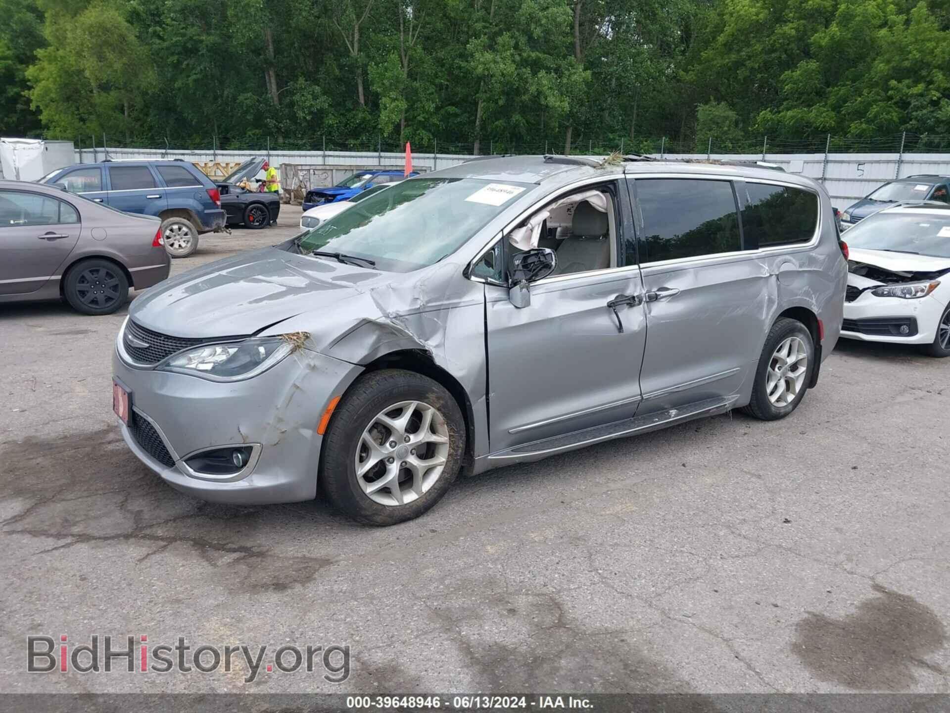 2017 CHRYSLER PACIFICA - VIN: 2C4RC1EG6HR734055 - Photo 2