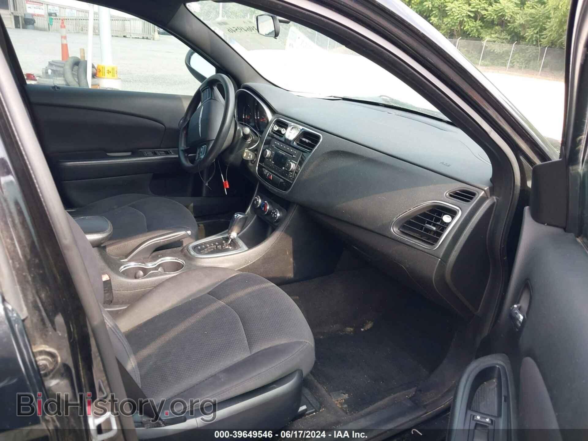 2013 CHRYSLER 200 - VIN: 1C3CCBAB9DN639944 - Фото 5
