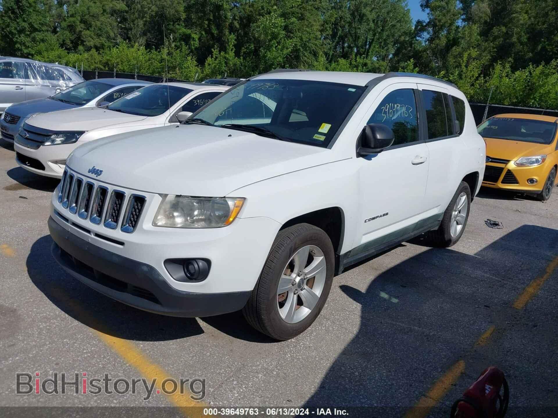 2011 JEEP COMPASS - VIN: 1J4NF1FB3BD257839 - Photo 2