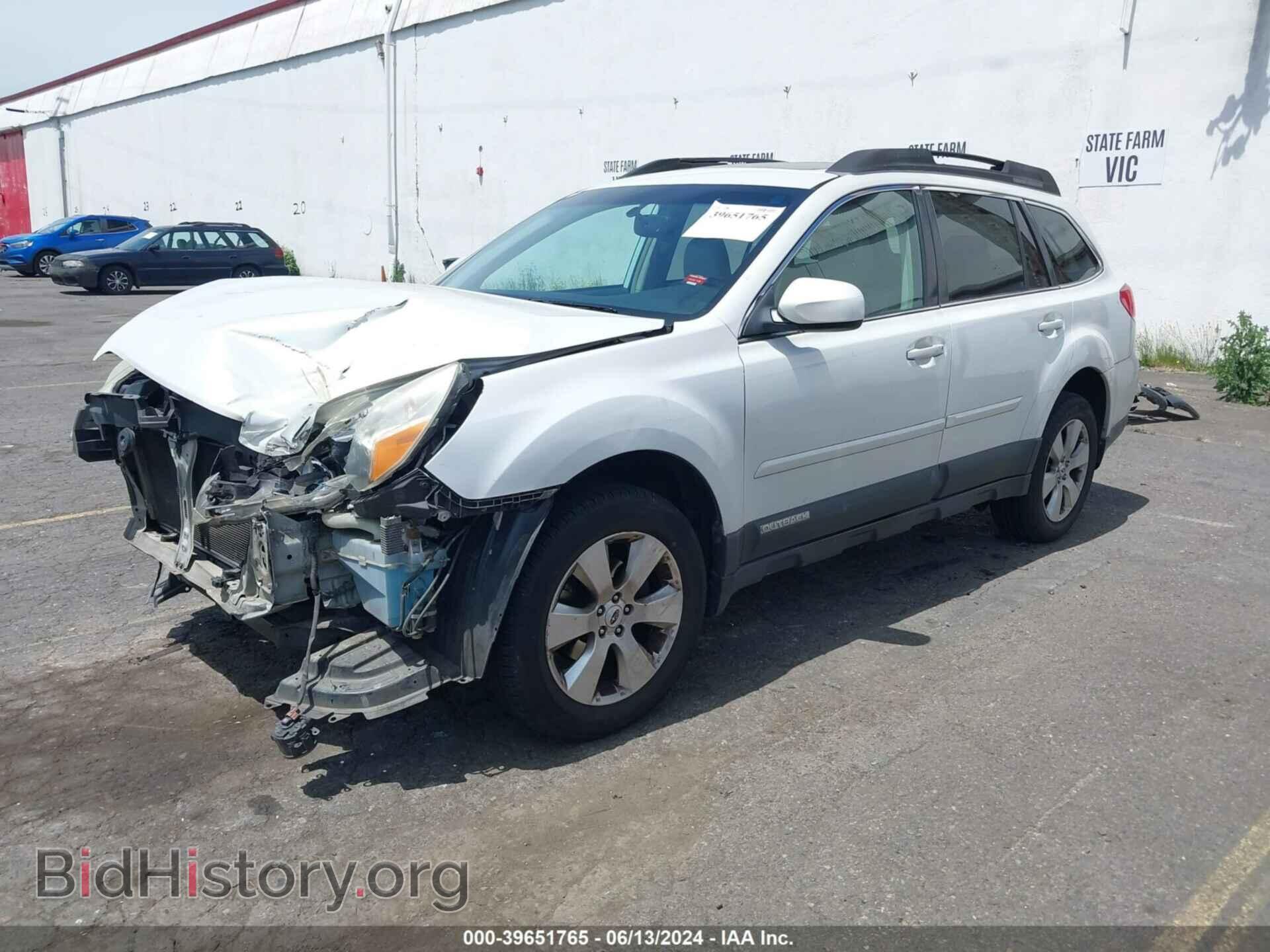 2011 SUBARU OUTBACK - VIN: 4S4BRBKC8B3374029 - Фото 2