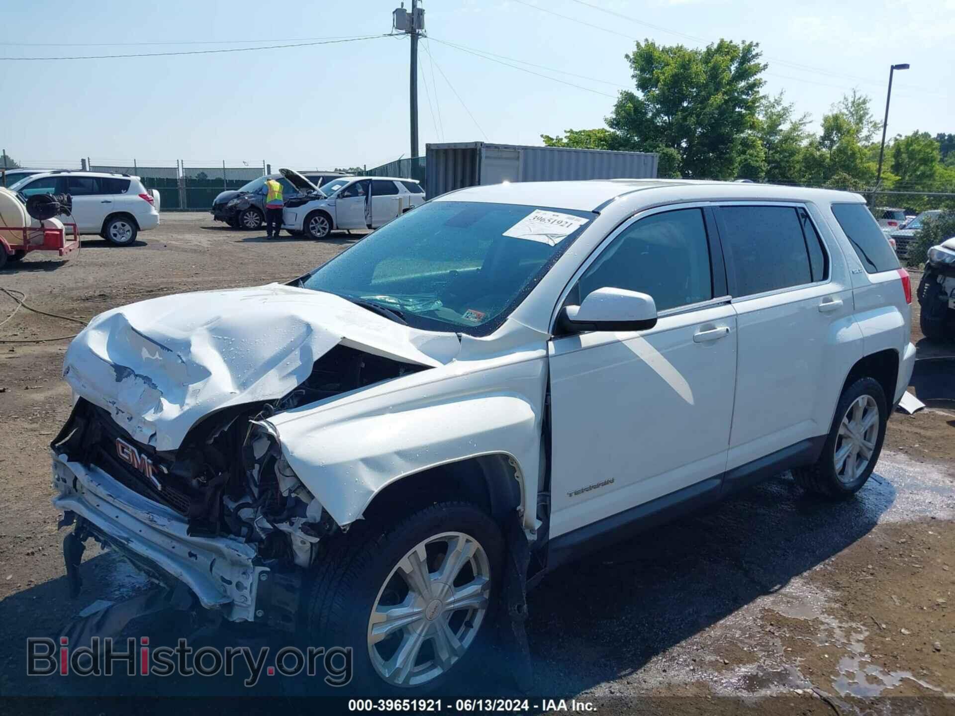 2017 GMC TERRAIN - VIN: 2GKALMEK2H6342893 - Photo 2