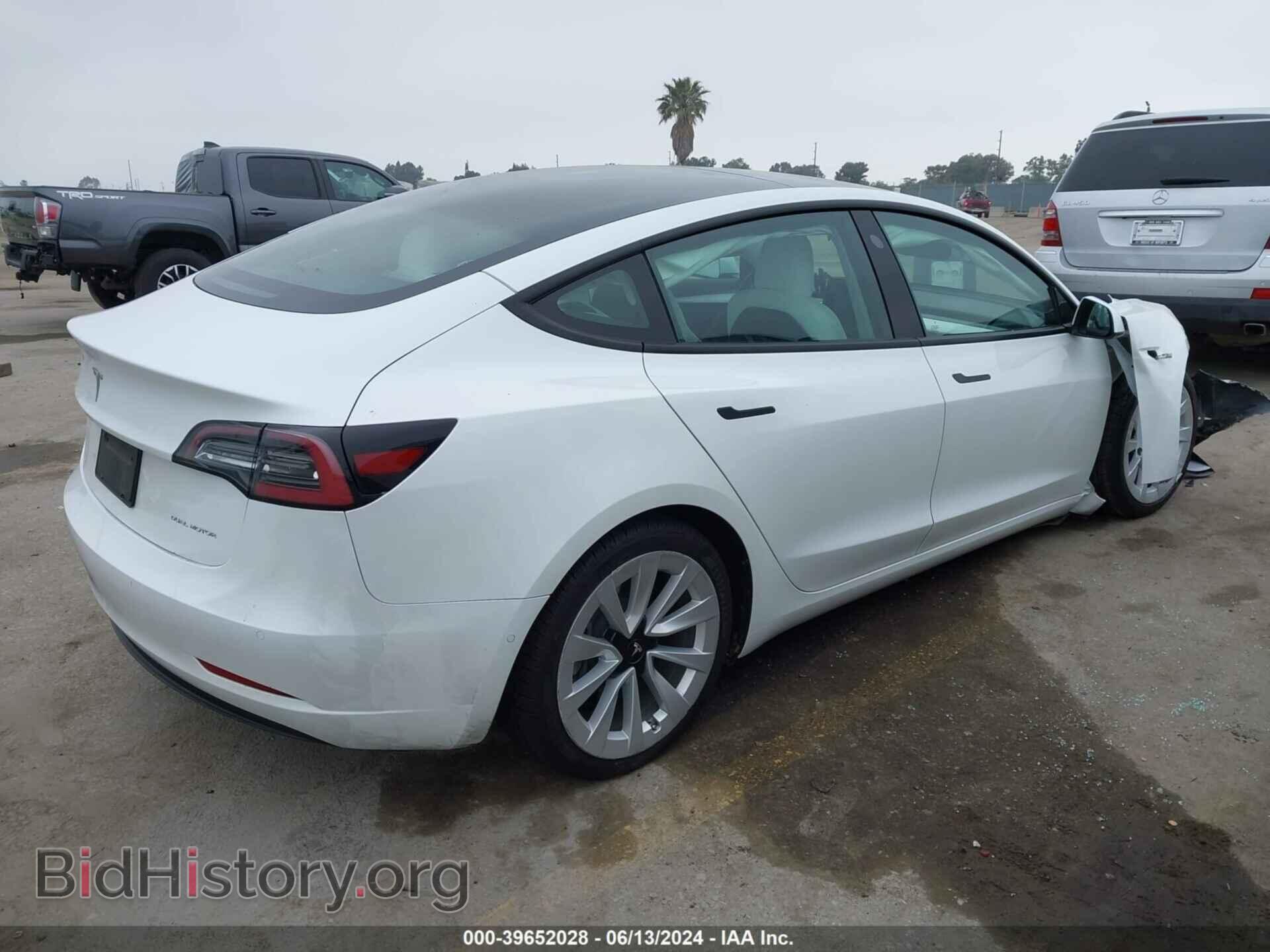 2022 TESLA MODEL 3 - VIN: 5YJ3E1EB7NF136181 - Фото 4