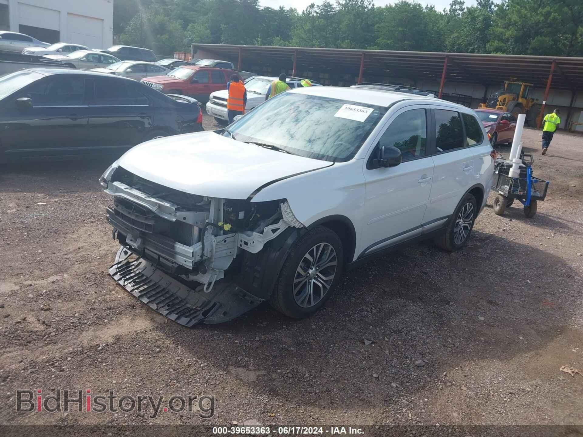 2017 MITSUBISHI OUTLANDER - VIN: JA4AD2A30HZ063081 - Фото 2