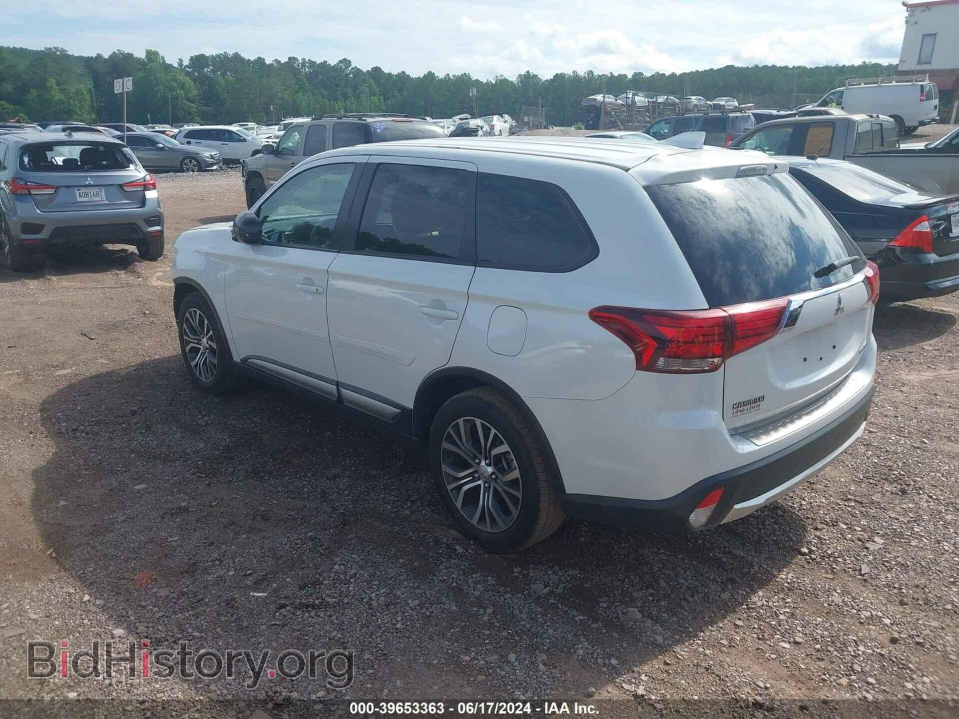 2017 MITSUBISHI OUTLANDER - VIN: JA4AD2A30HZ063081 - Фото 3