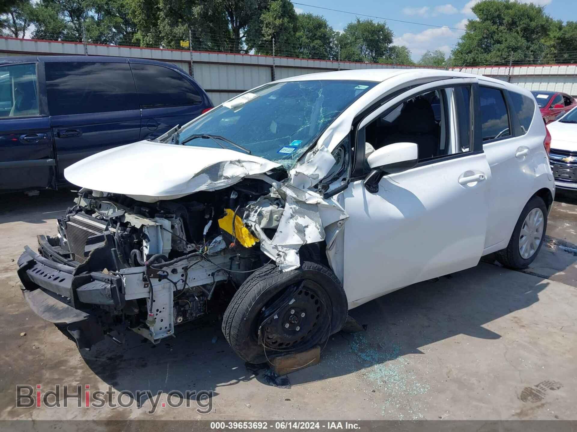 2015 NISSAN VERSA NOTE - VIN: 3N1CE2CP2FL438391 - Фото 2