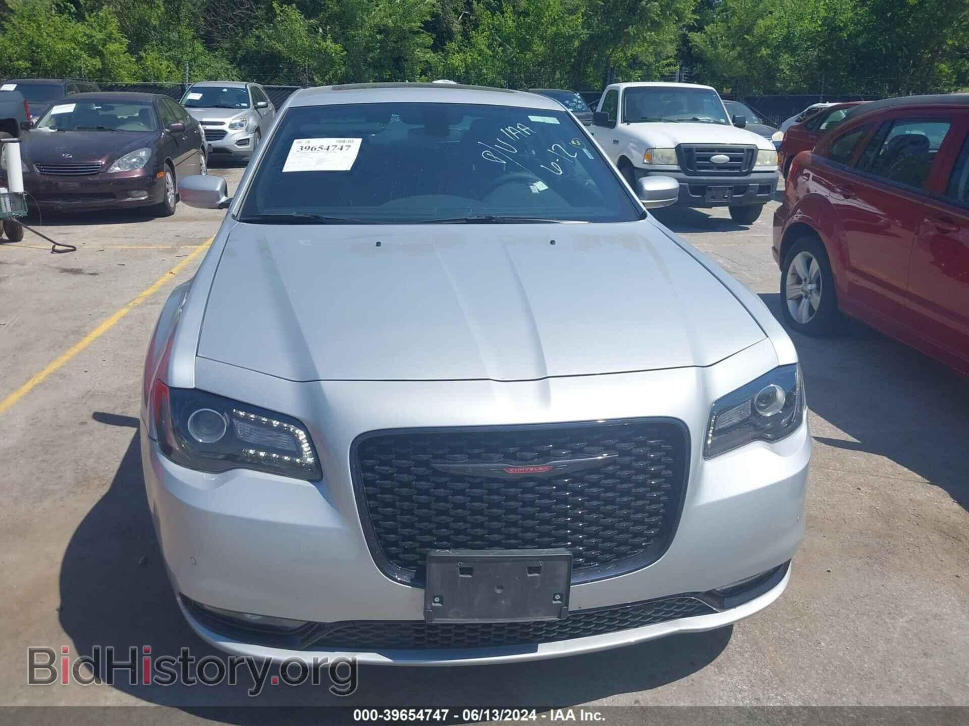 2023 CHRYSLER 300 - VIN: 2C3CCABG8PH585232 - Фото 6