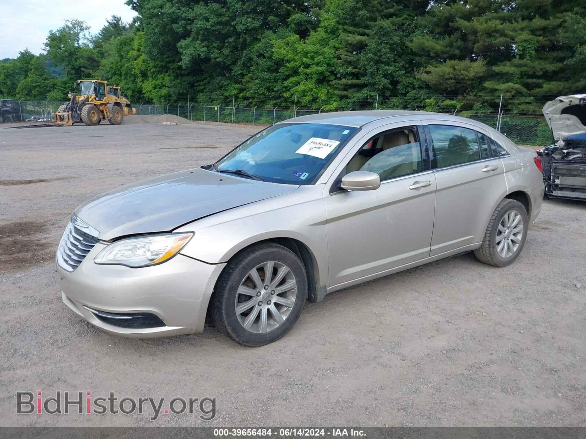 2013 CHRYSLER 200 - VIN: 1C3CCBBB2DN633269 - Photo 2