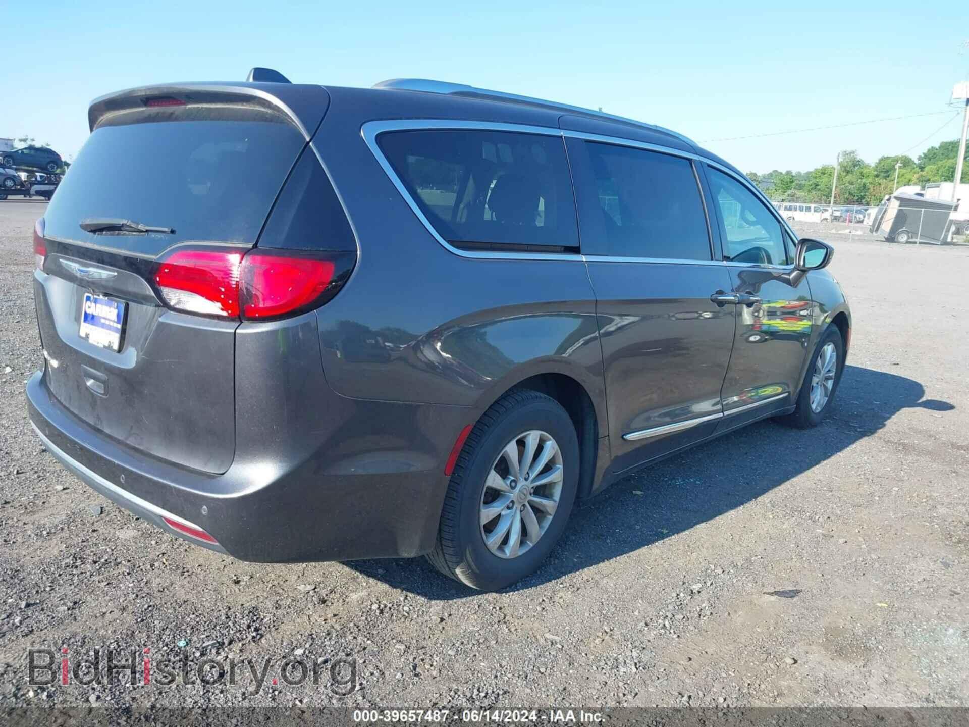 2018 CHRYSLER PACIFICA - VIN: 2C4RC1BG1JR227669 - Фото 4