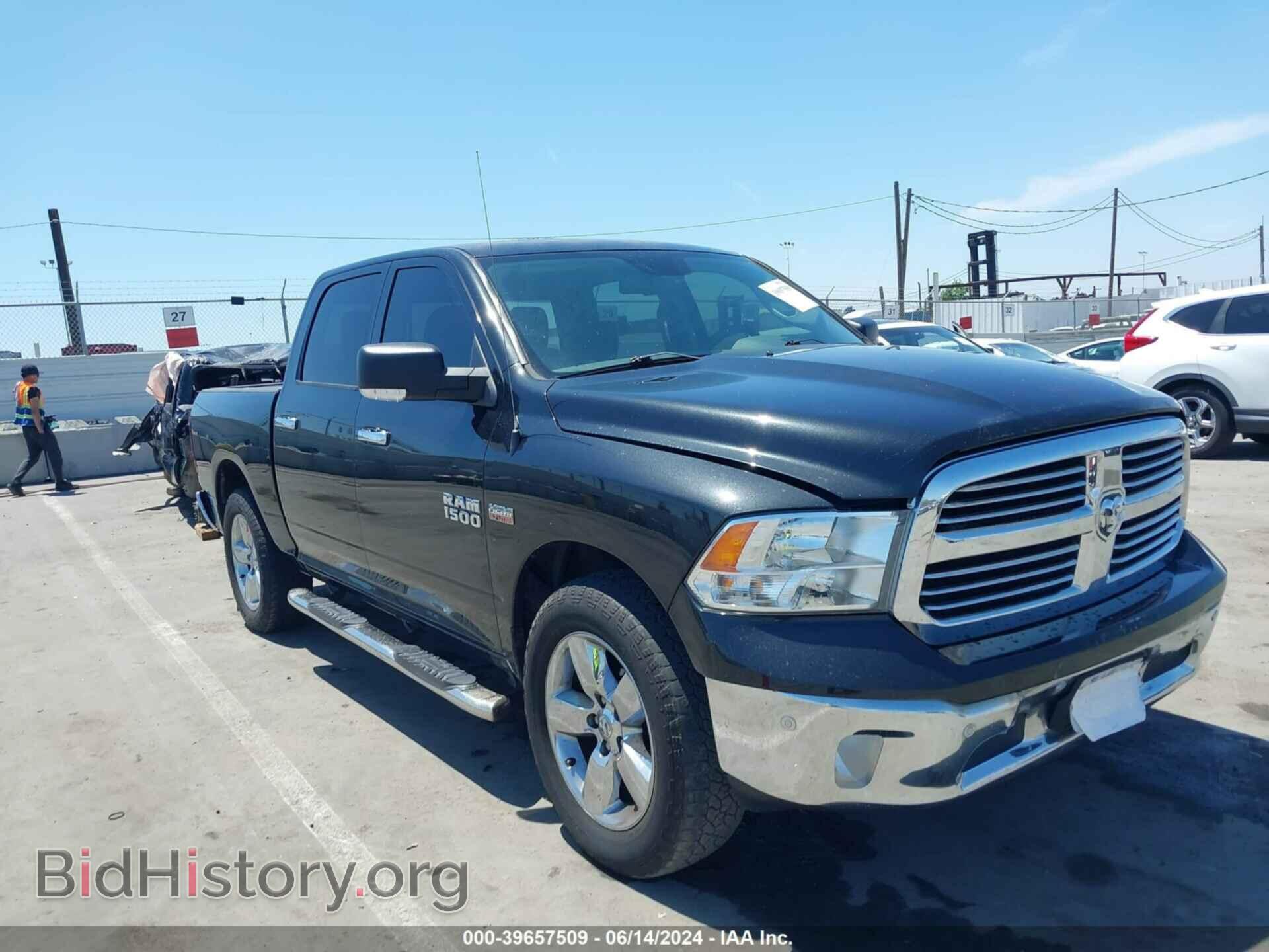 Photo 1C6RR7LT0JS332755 - RAM 1500 2018