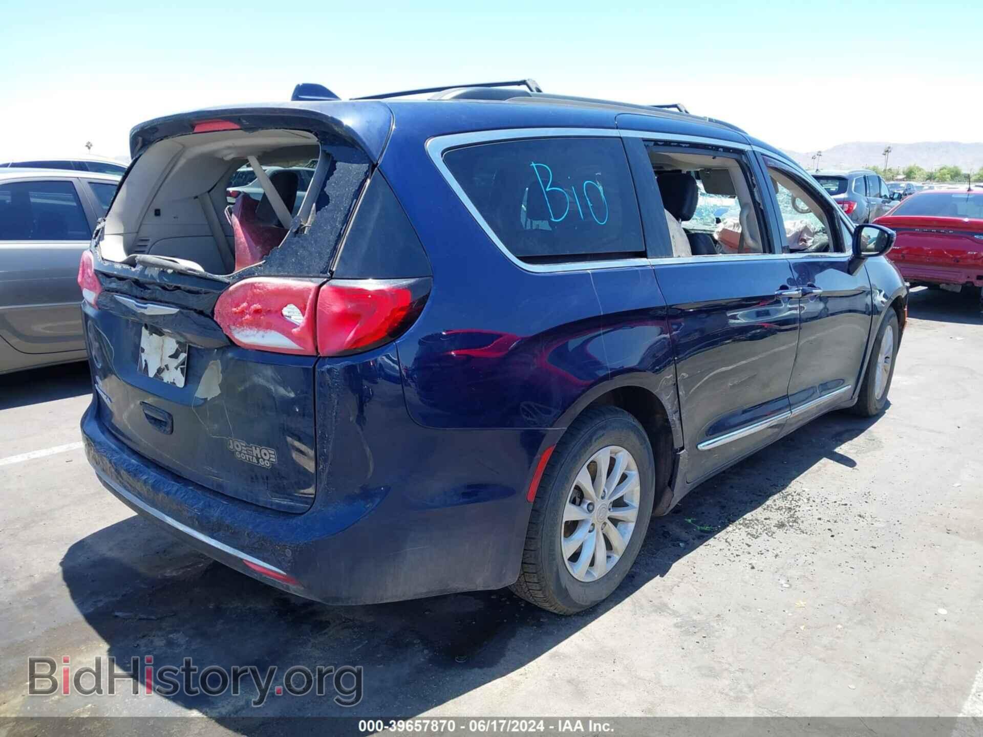 2017 CHRYSLER PACIFICA - VIN: 2C4RC1BG9HR809318 - Фото 4