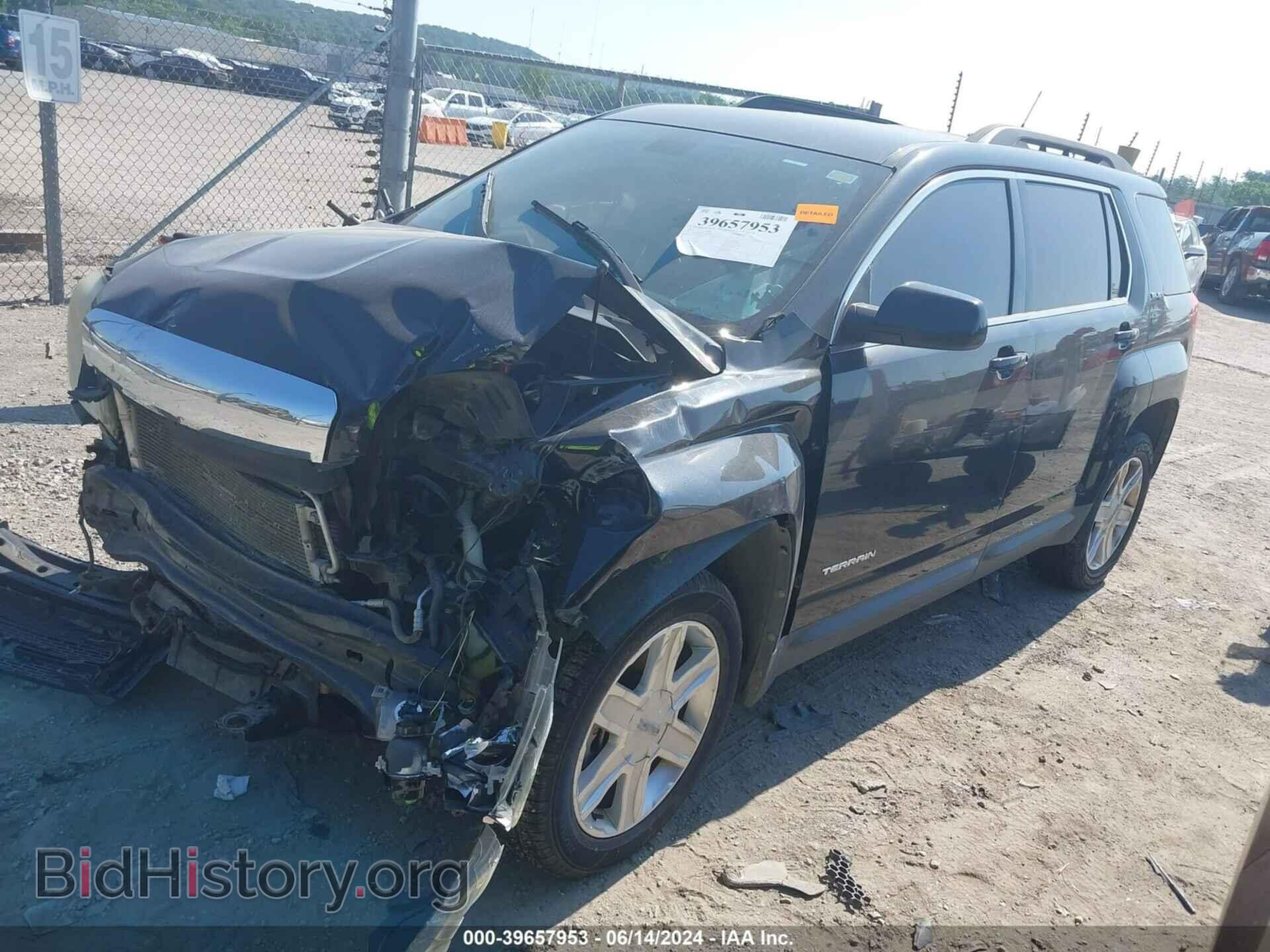 2011 GMC TERRAIN - VIN: 2CTFLTE57B6378810 - Фото 2