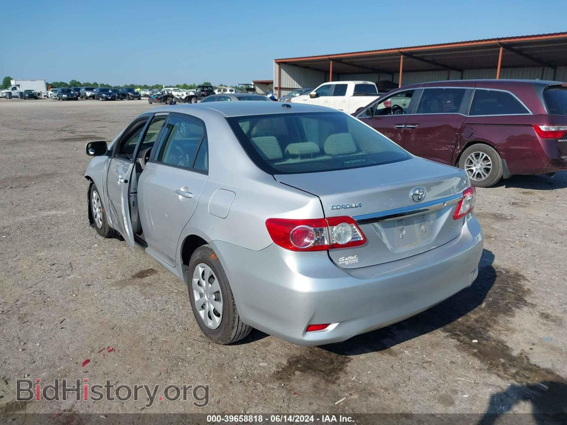 2011 TOYOTA COROLLA - VIN: 2T1BU4EEXBC573635 - Фото 3