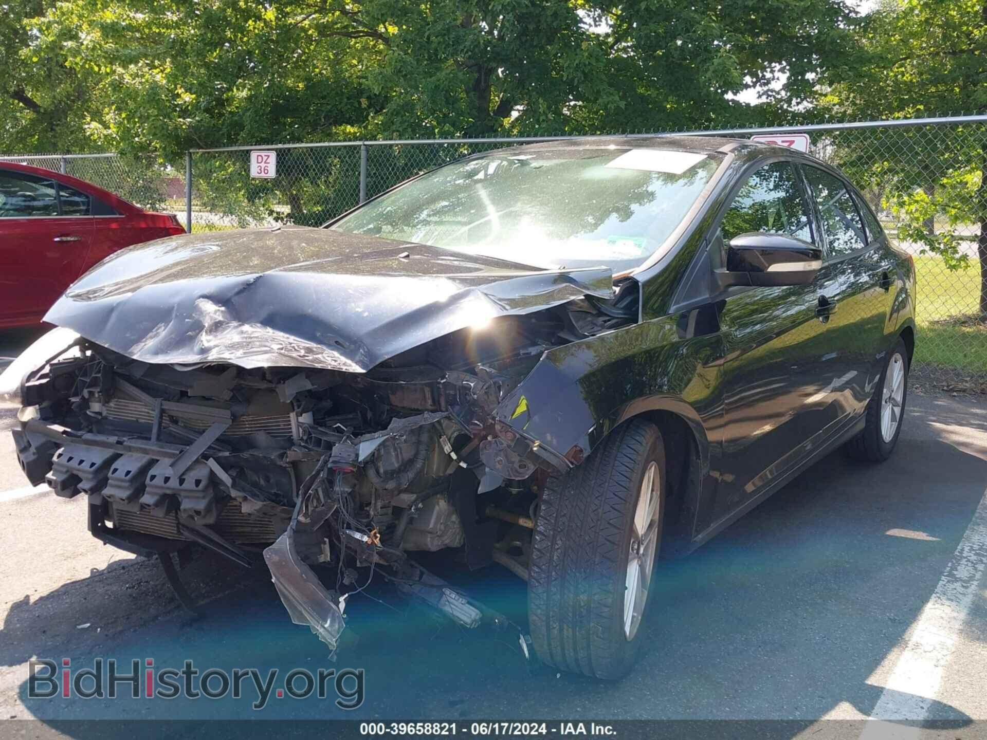 2016 FORD FOCUS - VIN: 1FADP3F22GL210573 - Фото 2