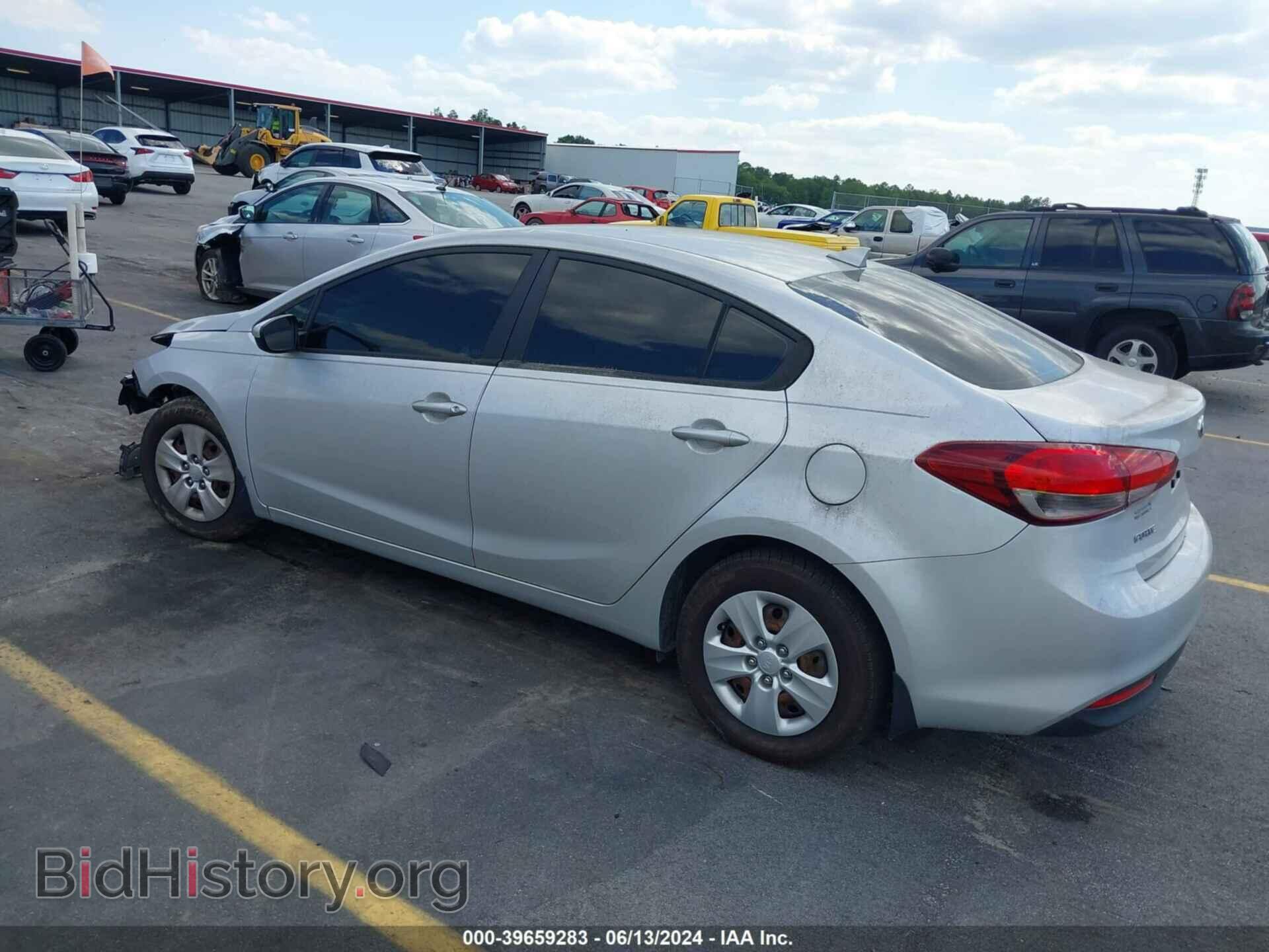2017 KIA FORTE - VIN: 3KPFK4A77HE070024 - Фото 3