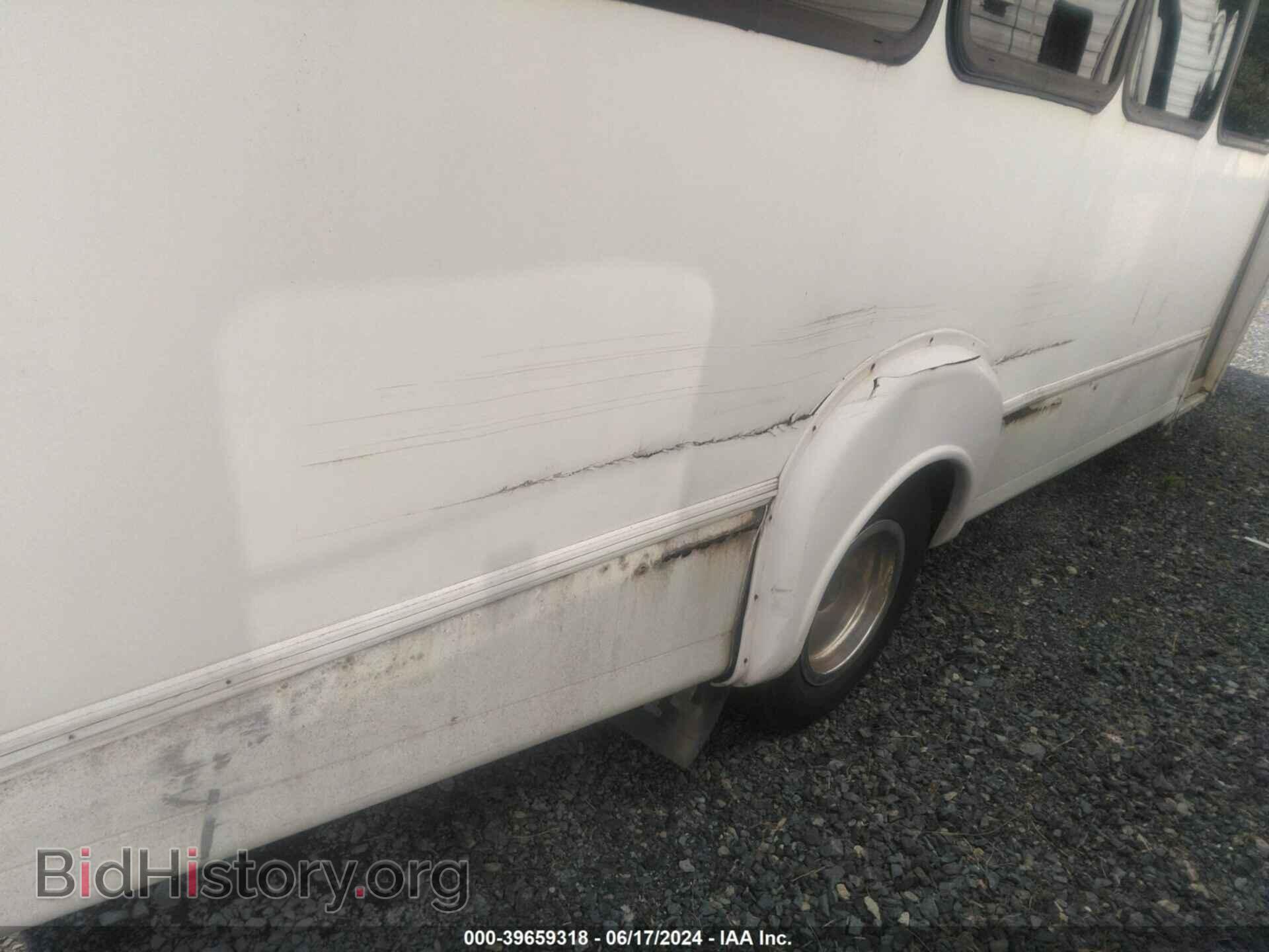 2010 FORD E-450 CUTAWAY - VIN: 1FDFE4FS1ADA76036 - Фото 11