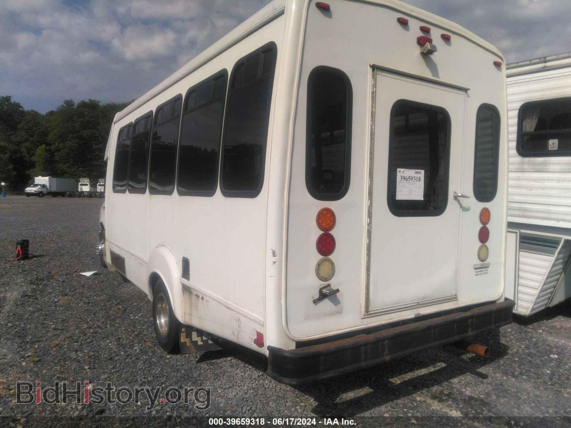 2010 FORD E-450 CUTAWAY - VIN: 1FDFE4FS1ADA76036 - Фото 3