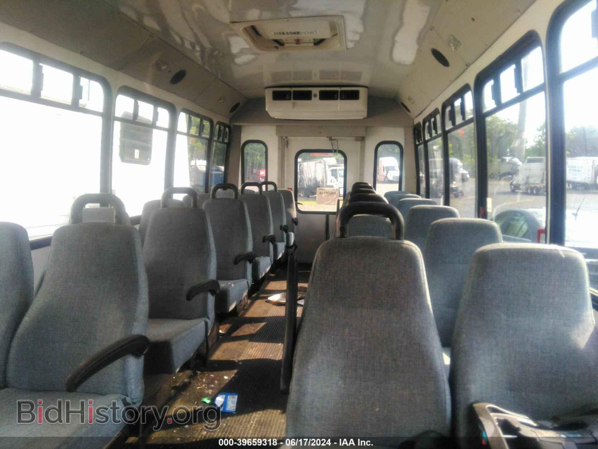 2010 FORD E-450 CUTAWAY - VIN: 1FDFE4FS1ADA76036 - Фото 7