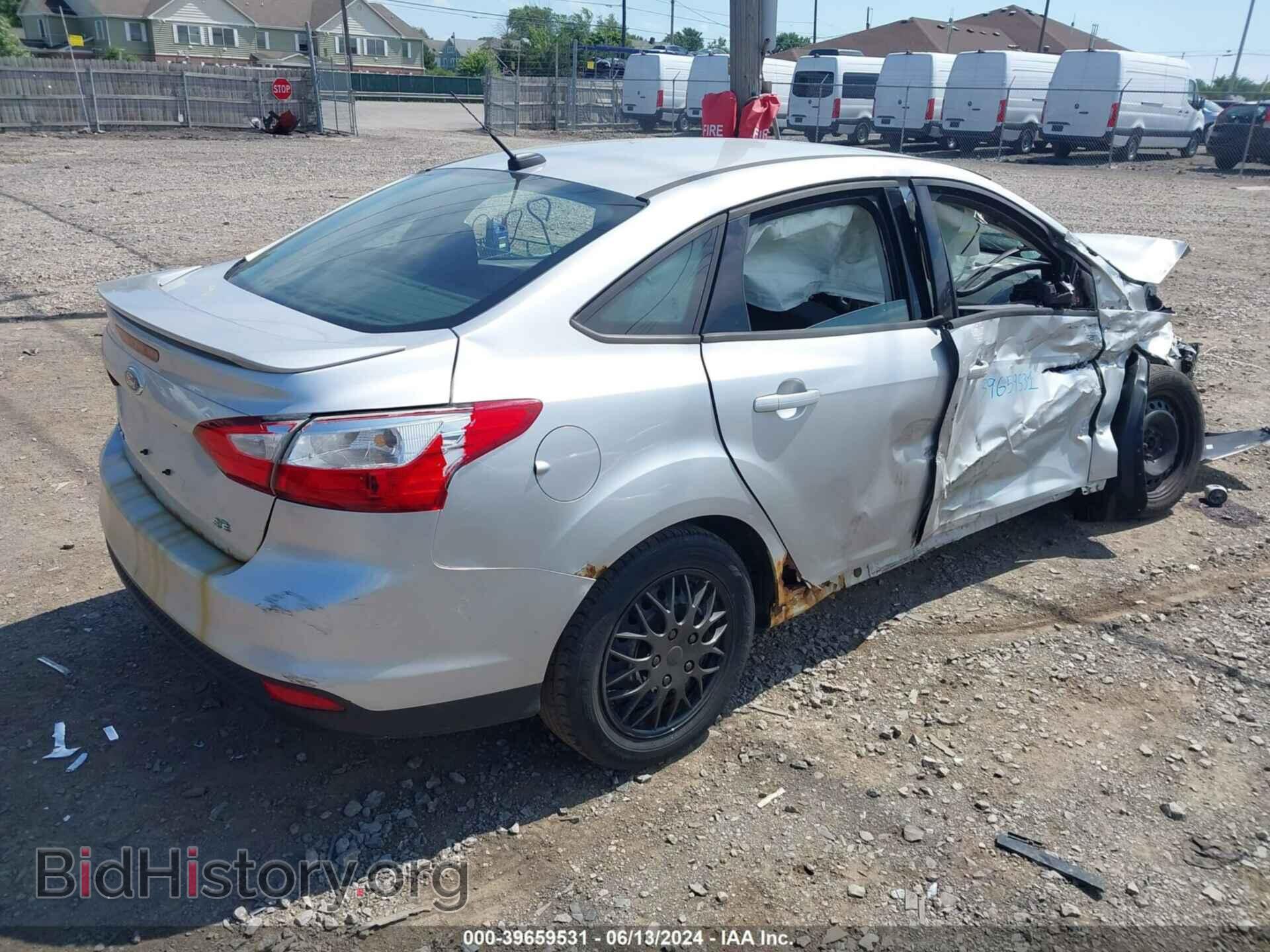 2012 FORD FOCUS - VIN: 1FAHP3F25CL266390 - Photo 4