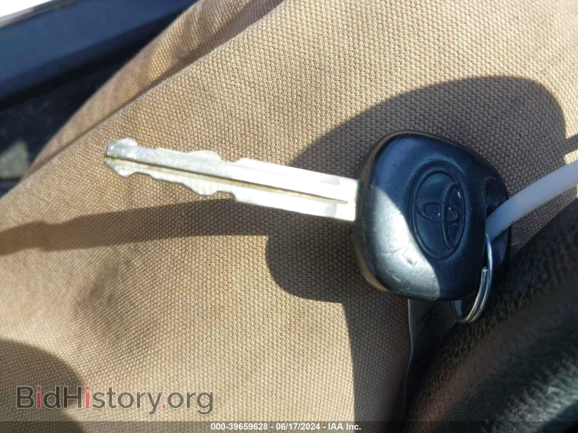 2015 TOYOTA COROLLA - VIN: 2T1BURHE8FC240431 - Фото 11