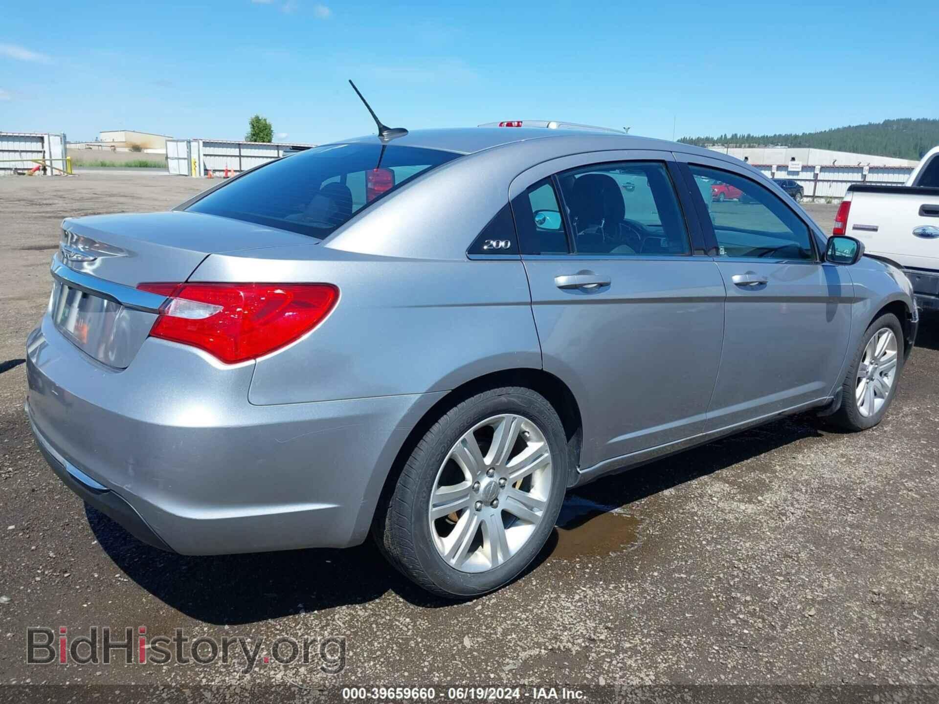 2013 CHRYSLER 200 - VIN: 1C3CCBAB6DN671931 - Фото 4