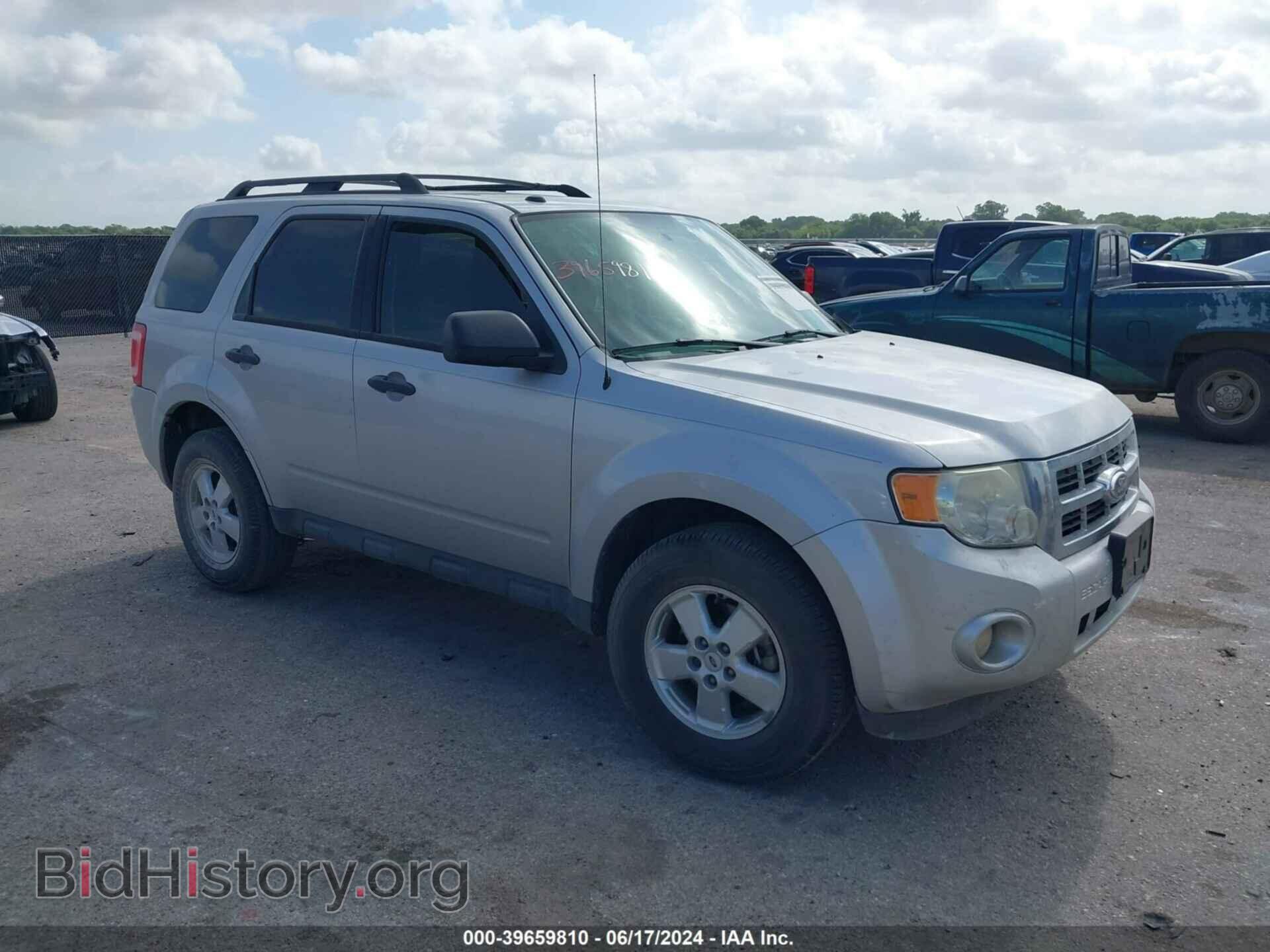 Фотография 1FMCU0DG3BKB03022 - FORD ESCAPE 2011
