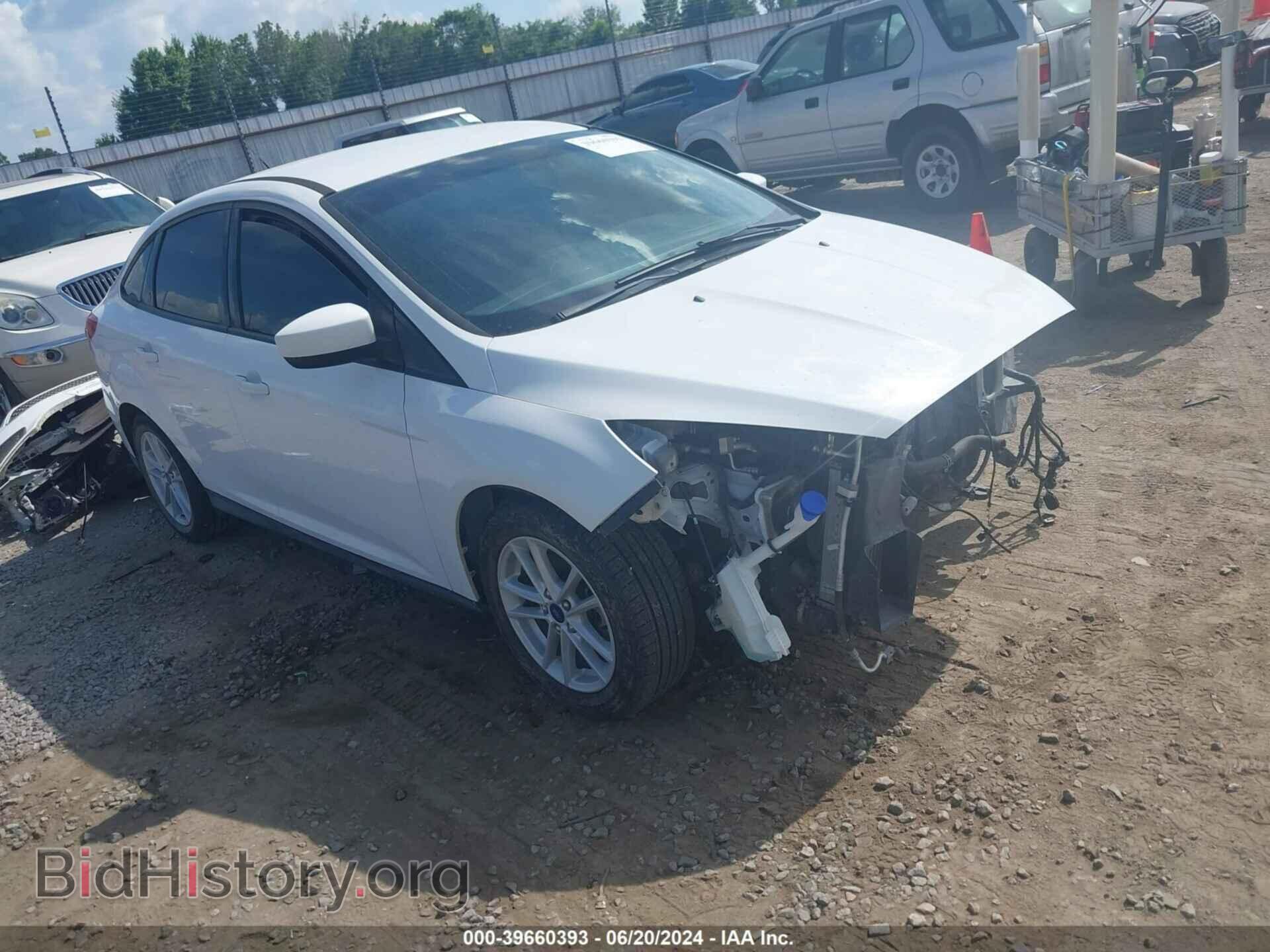 Photo 1FADP3FE5JL267965 - FORD FOCUS 2018