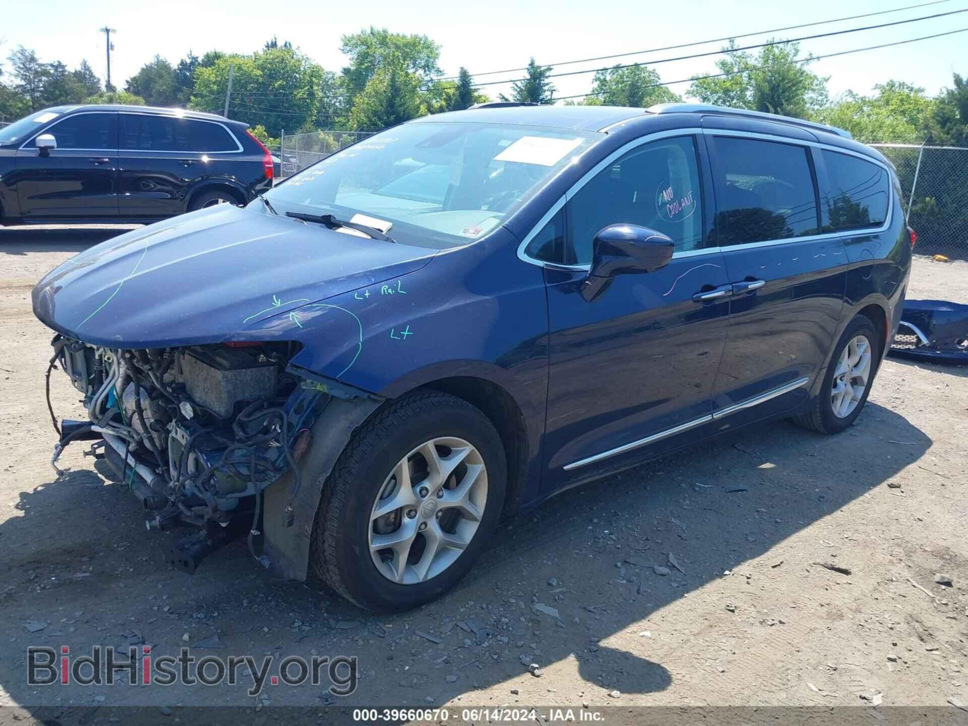 2019 CHRYSLER PACIFICA - VIN: 2C4RC1BG0KR673359 - Фото 2