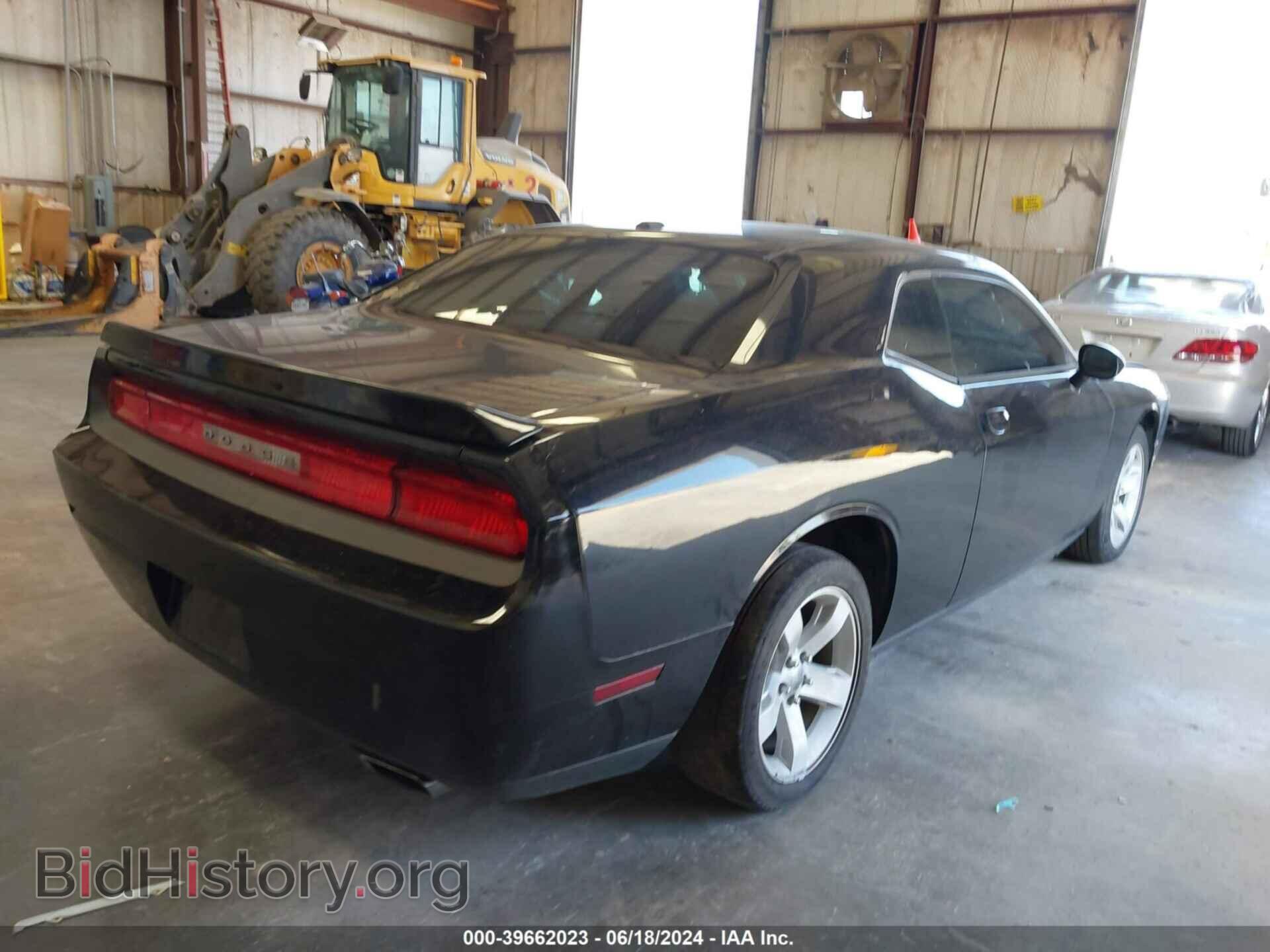 2014 DODGE CHALLENGER - VIN: 2C3CDYAGXEH111304 - Photo 4