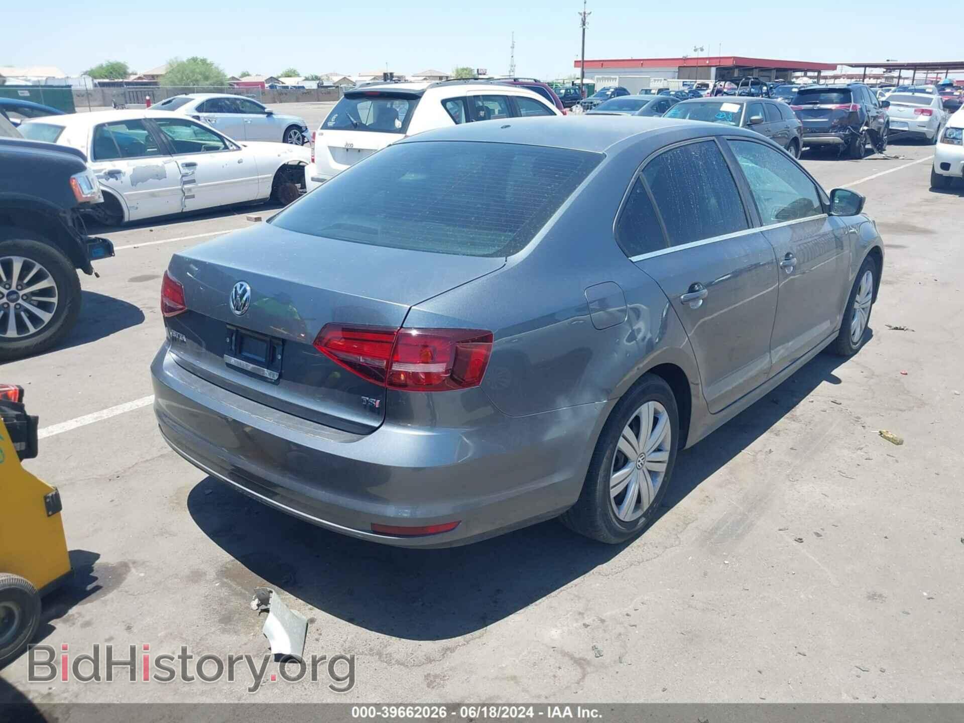 2017 VOLKSWAGEN JETTA - VIN: 3VW2B7AJ3HM212013 - Фото 4