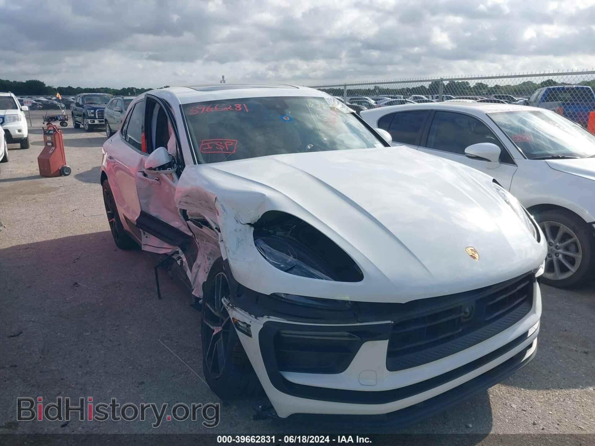 Фотография WP1AA2A50PLB00727 - PORSCHE MACAN 2023