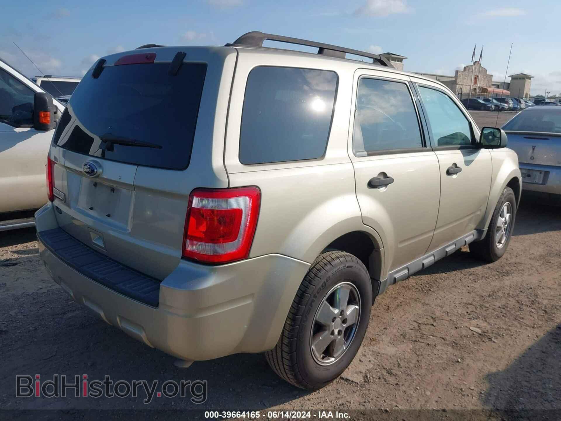 2010 FORD ESCAPE - VIN: 1FMCU0D73AKC75629 - Фото 4
