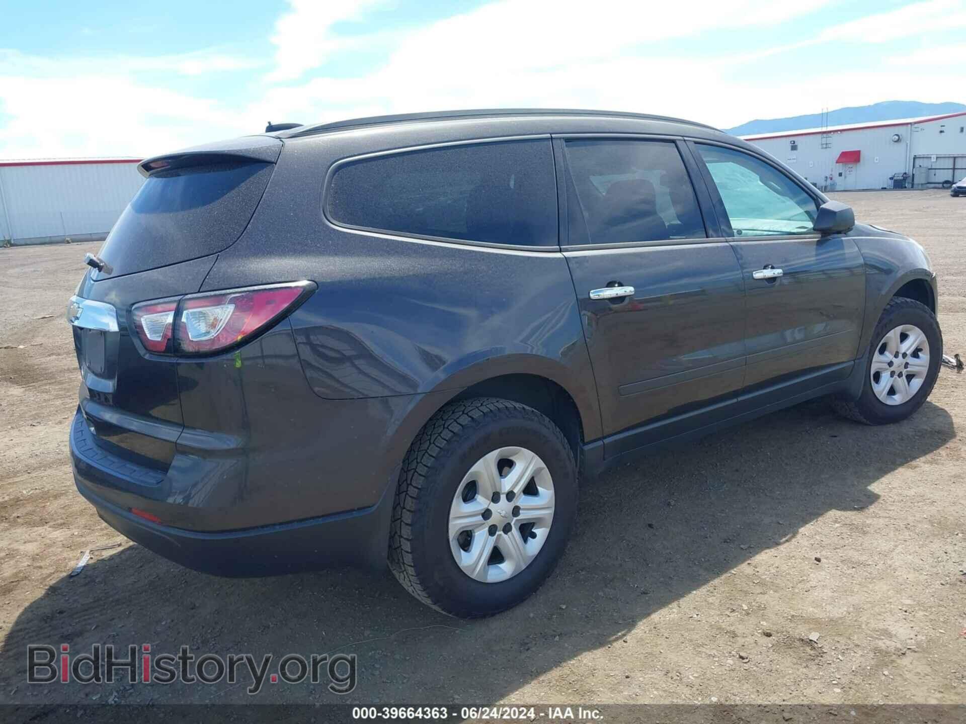 2017 CHEVROLET TRAVERSE - VIN: 1GNKVFED6HJ187914 - Фото 4