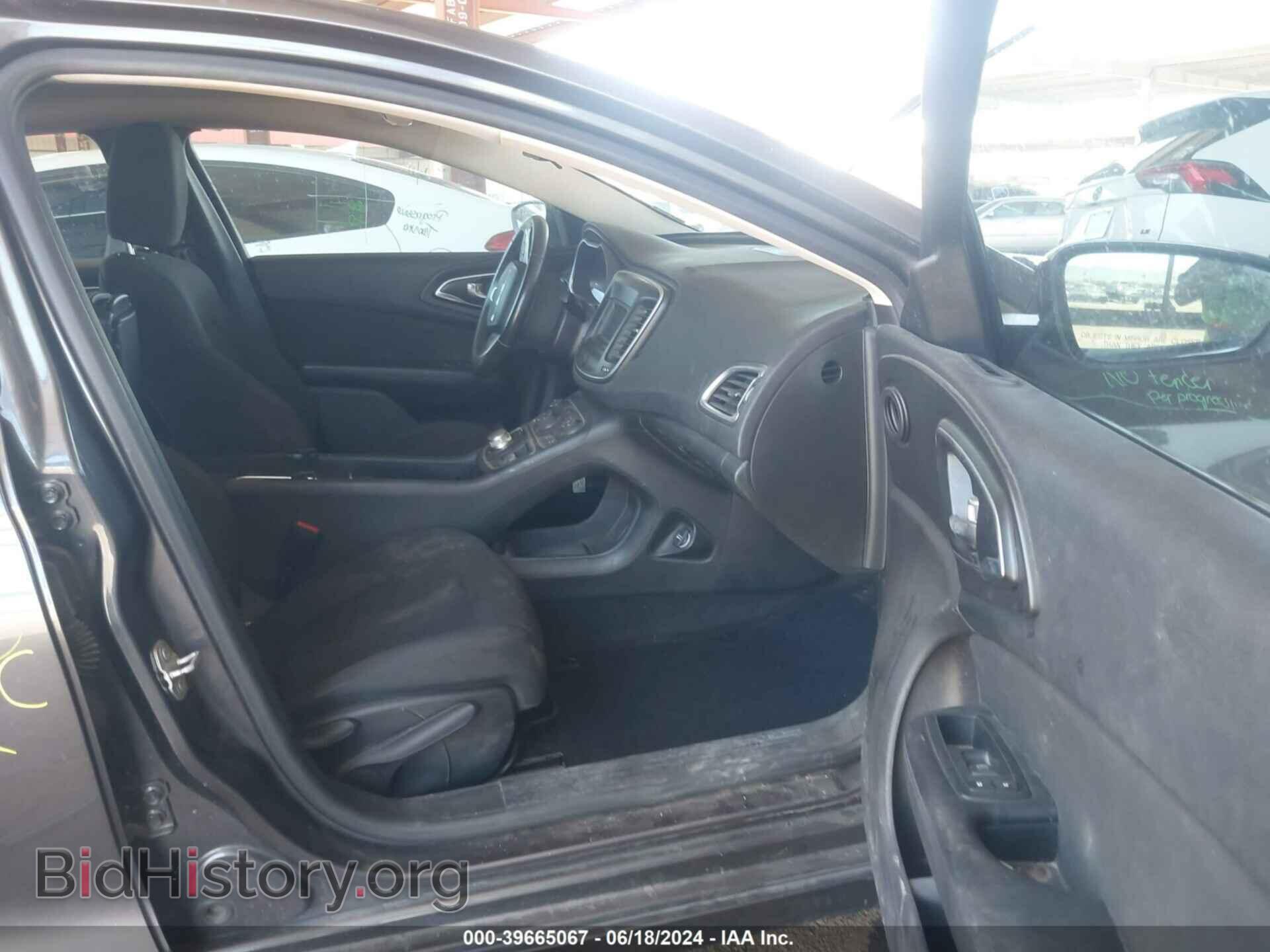 2015 CHRYSLER 200 - VIN: 1C3CCCAB5FN715877 - Фото 5