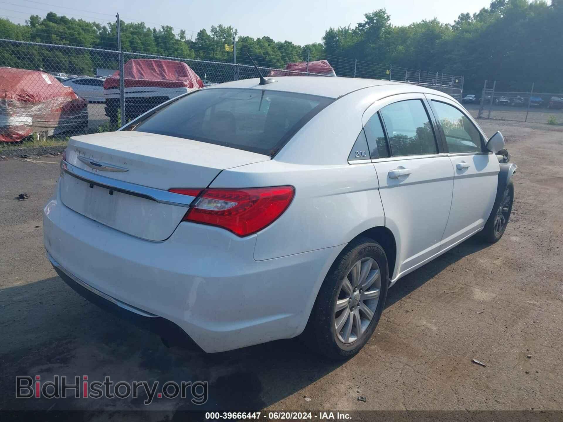 2014 CHRYSLER 200 - VIN: 1C3CCBBB8EN171382 - Фото 4