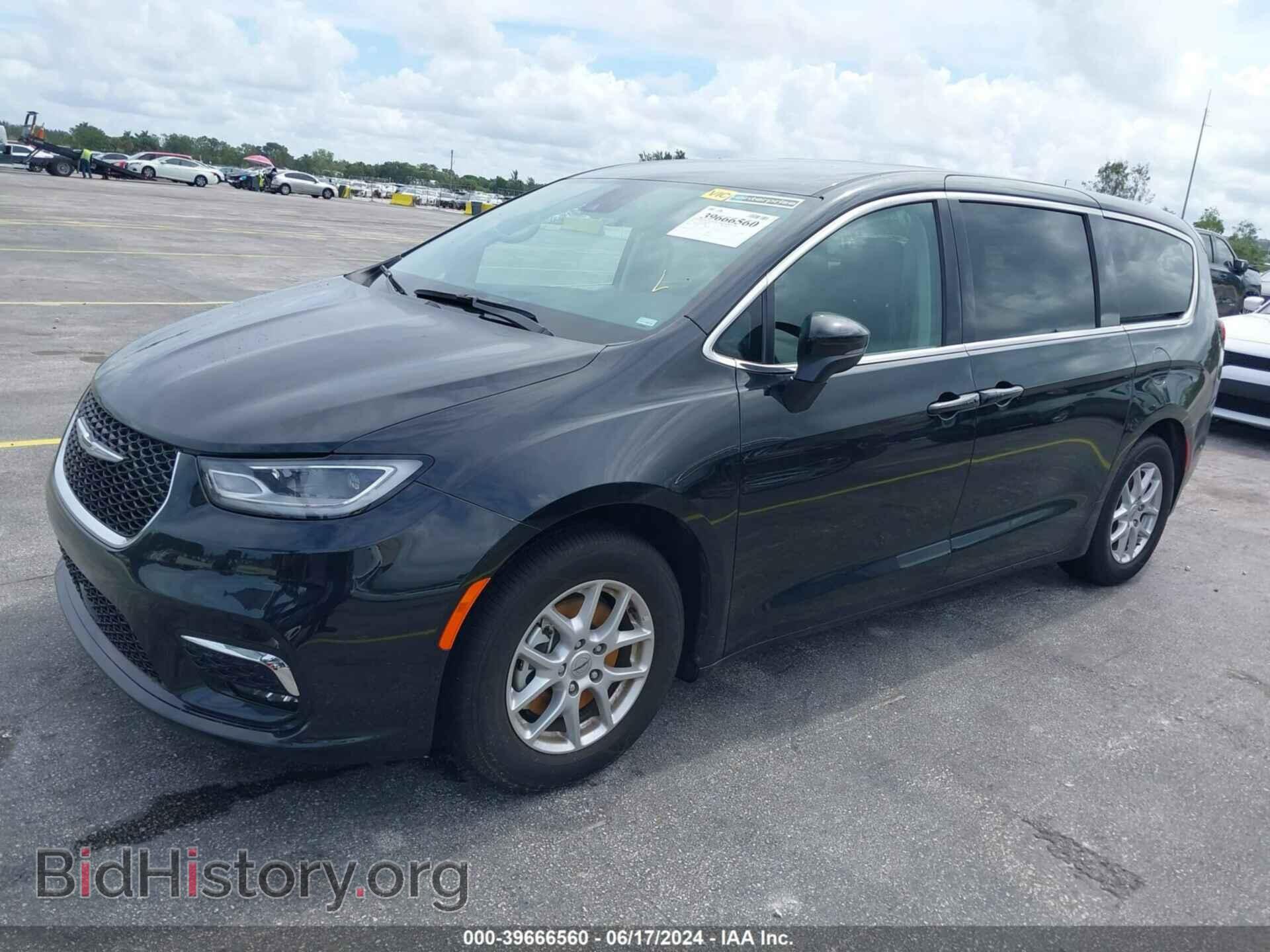 2023 CHRYSLER PACIFICA - VIN: 2C4RC1BGXPR578167 - Фото 2
