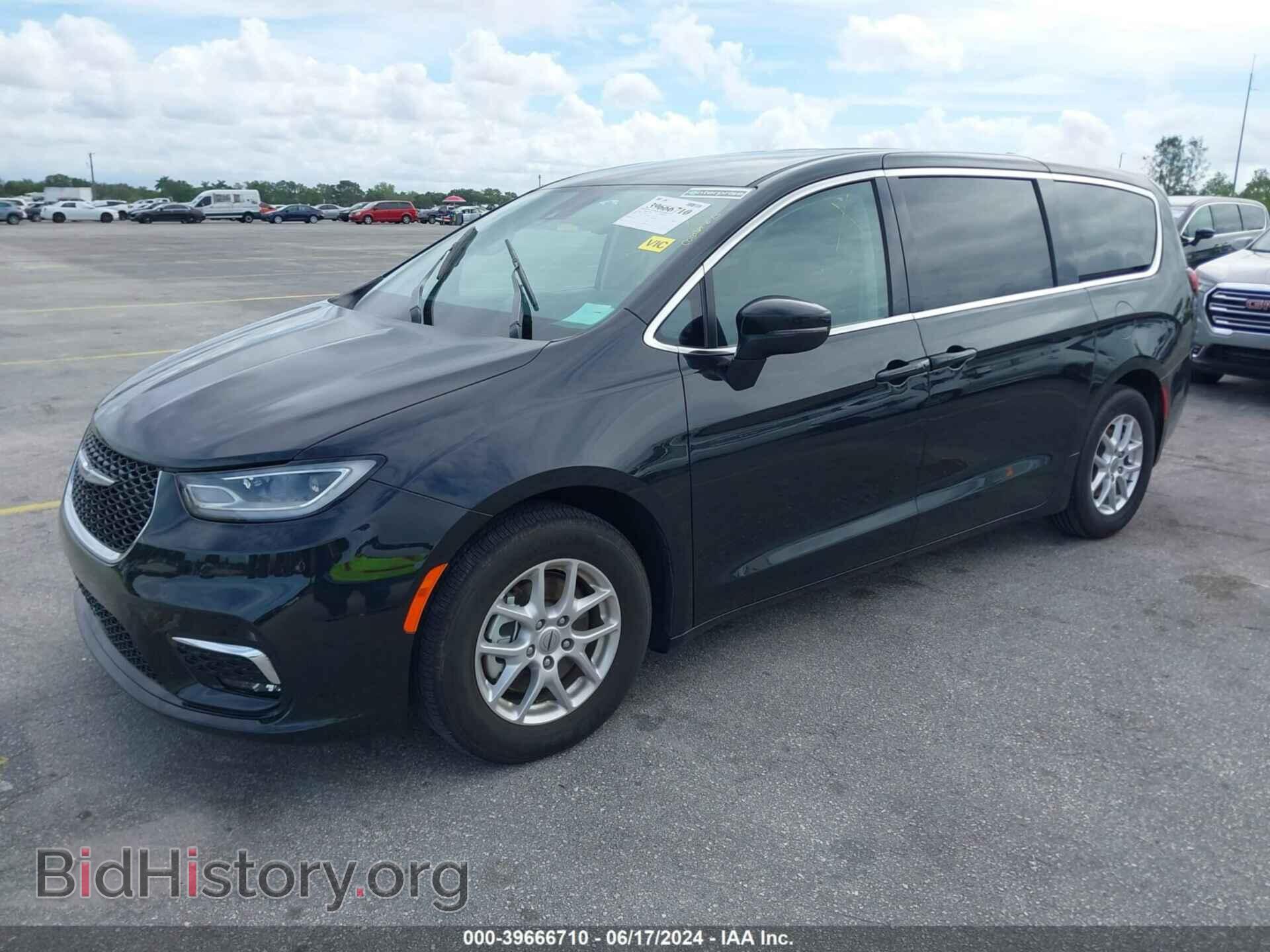 2023 CHRYSLER PACIFICA - VIN: 2C4RC1BG3PR616399 - Фото 2