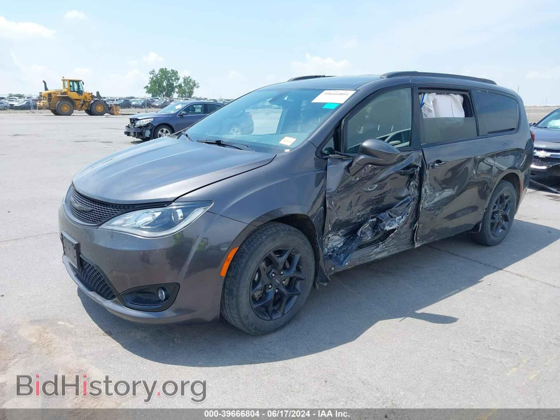 2019 CHRYSLER PACIFICA - VIN: 2C4RC1EG2KR508019 - Photo 2
