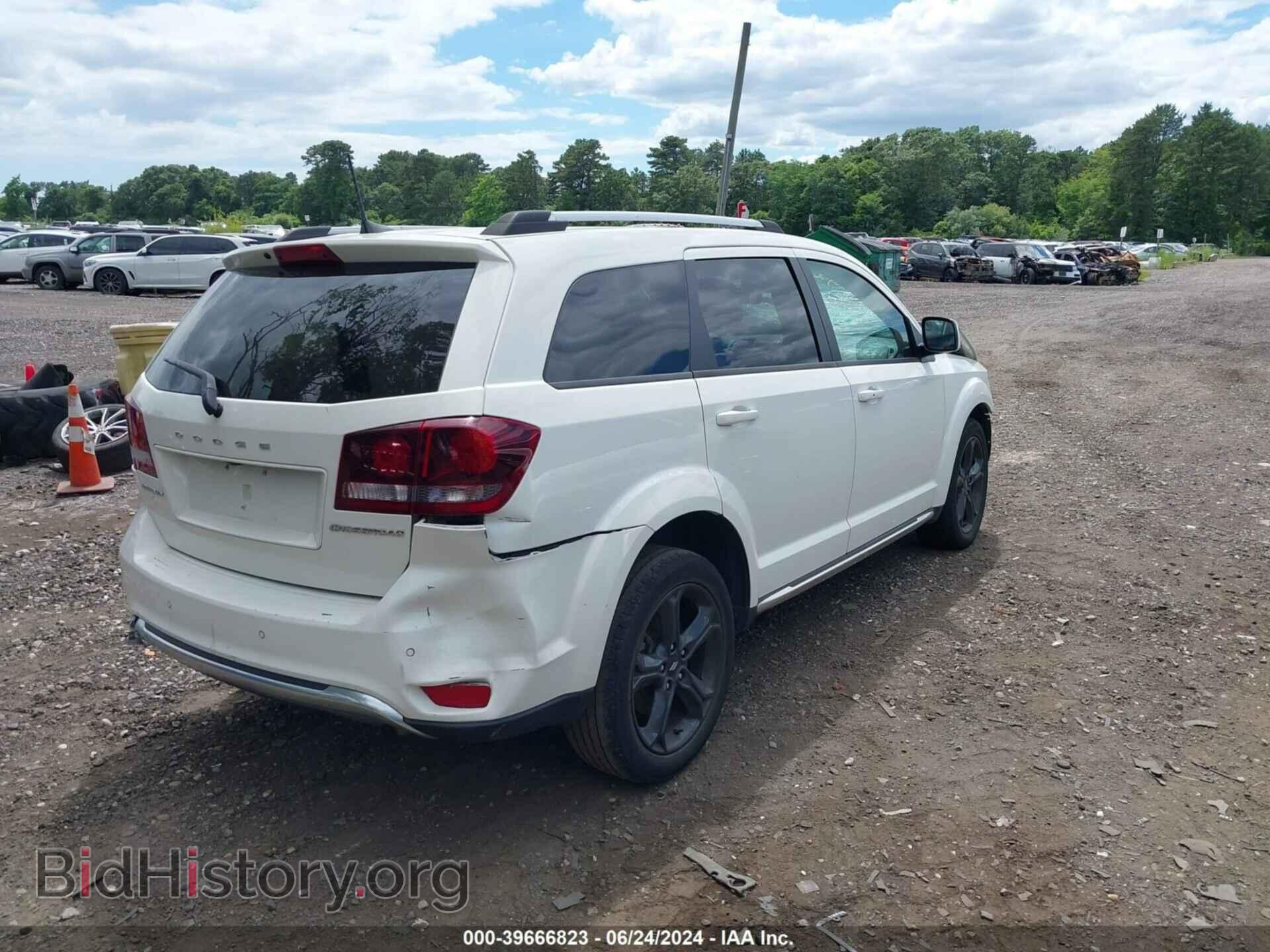 2020 DODGE JOURNEY - VIN: 3C4PDCGB2LT212627 - Фото 4
