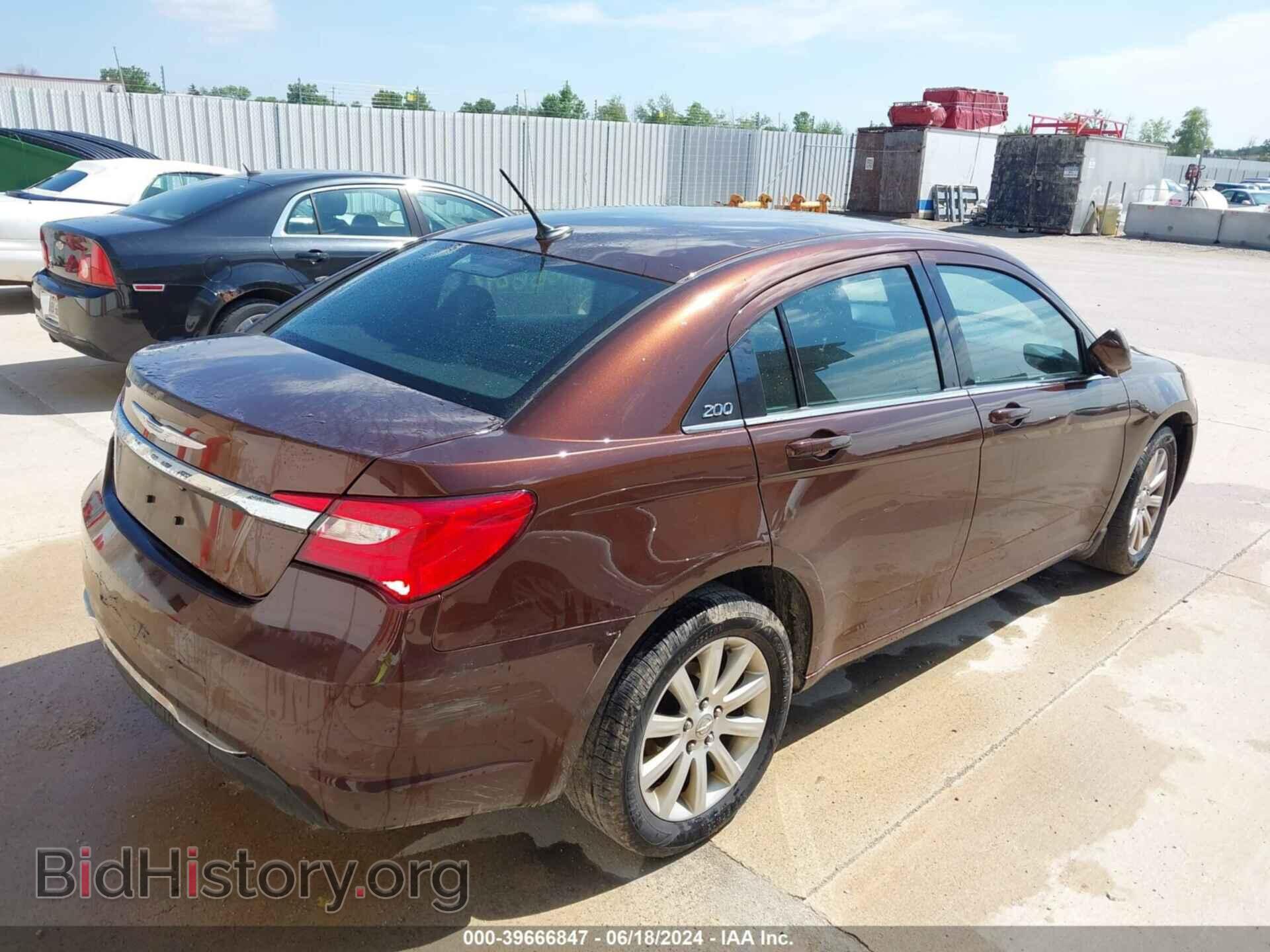 2012 CHRYSLER 200 - VIN: 1C3CCBBB6CN226649 - Фото 4